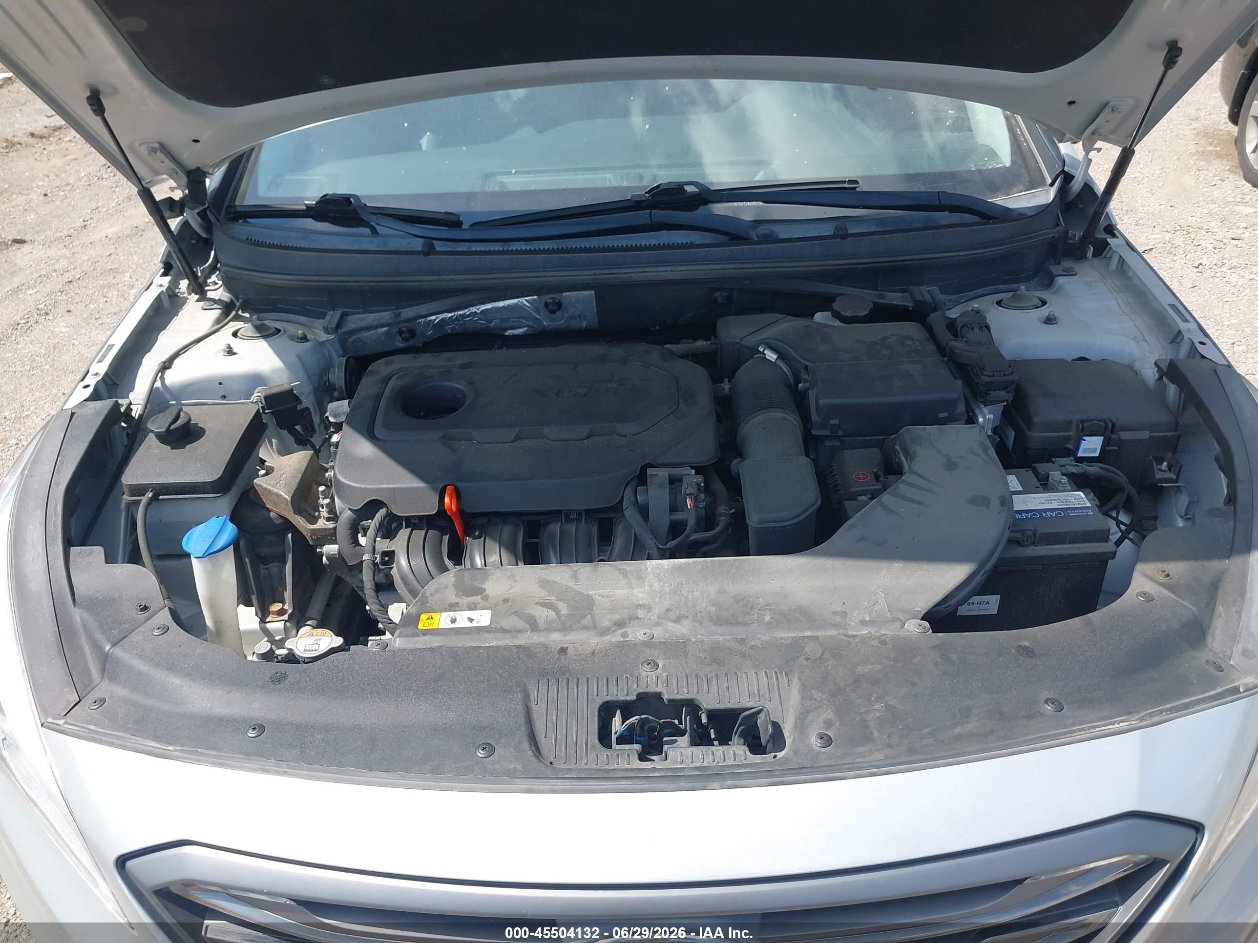 2015 Hyundai Sonata Sport Silver vin: 5NPE34AF2FH149044