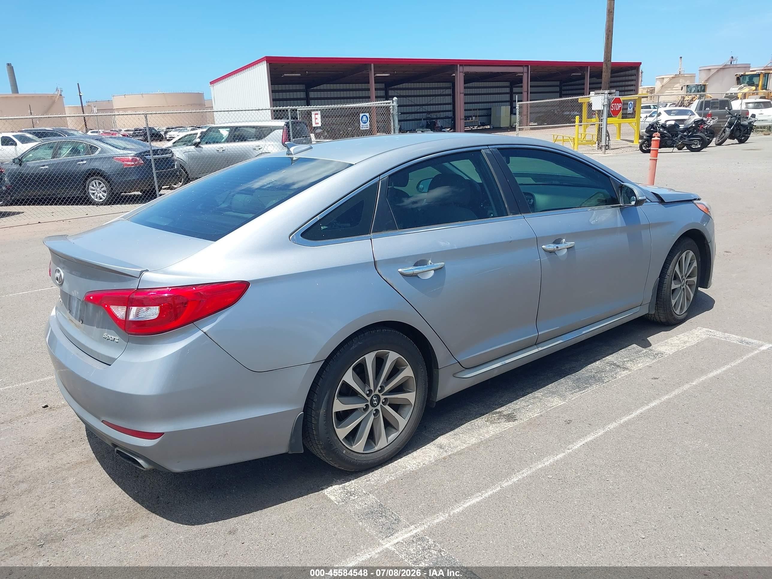 2015 Hyundai Sonata Sport Silver vin: 5NPE34AF2FH177393
