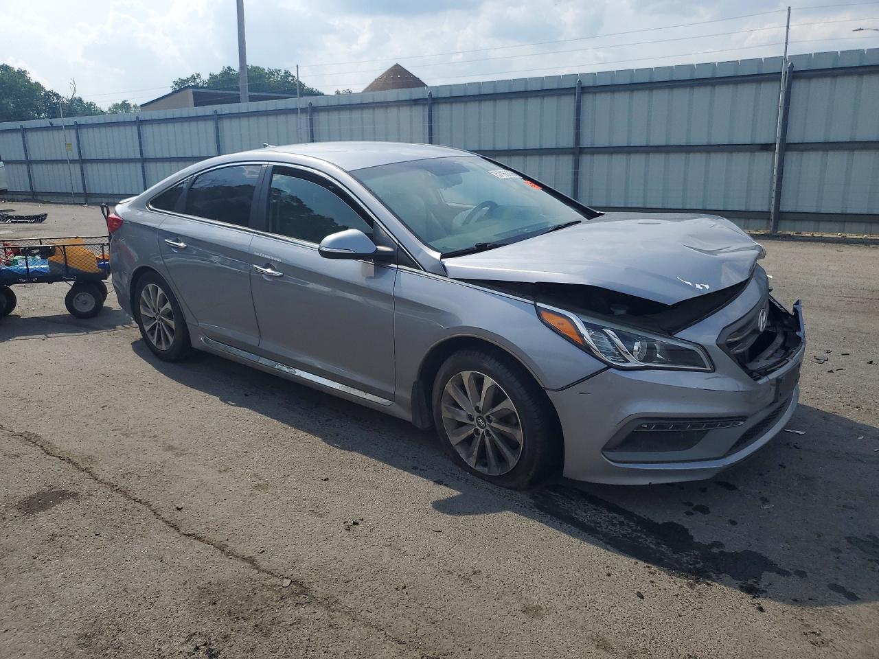 2015 Hyundai Sonata Sport Silver vin: 5NPE34AF2FH195537