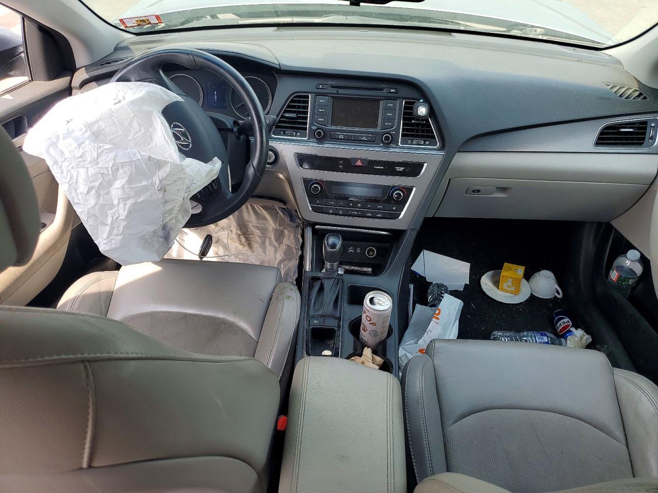 2015 Hyundai Sonata Sport Silver vin: 5NPE34AF2FH195537