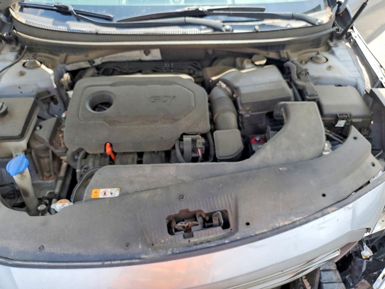 2015 Hyundai Sonata Sport Silver vin: 5NPE34AF2FH195537