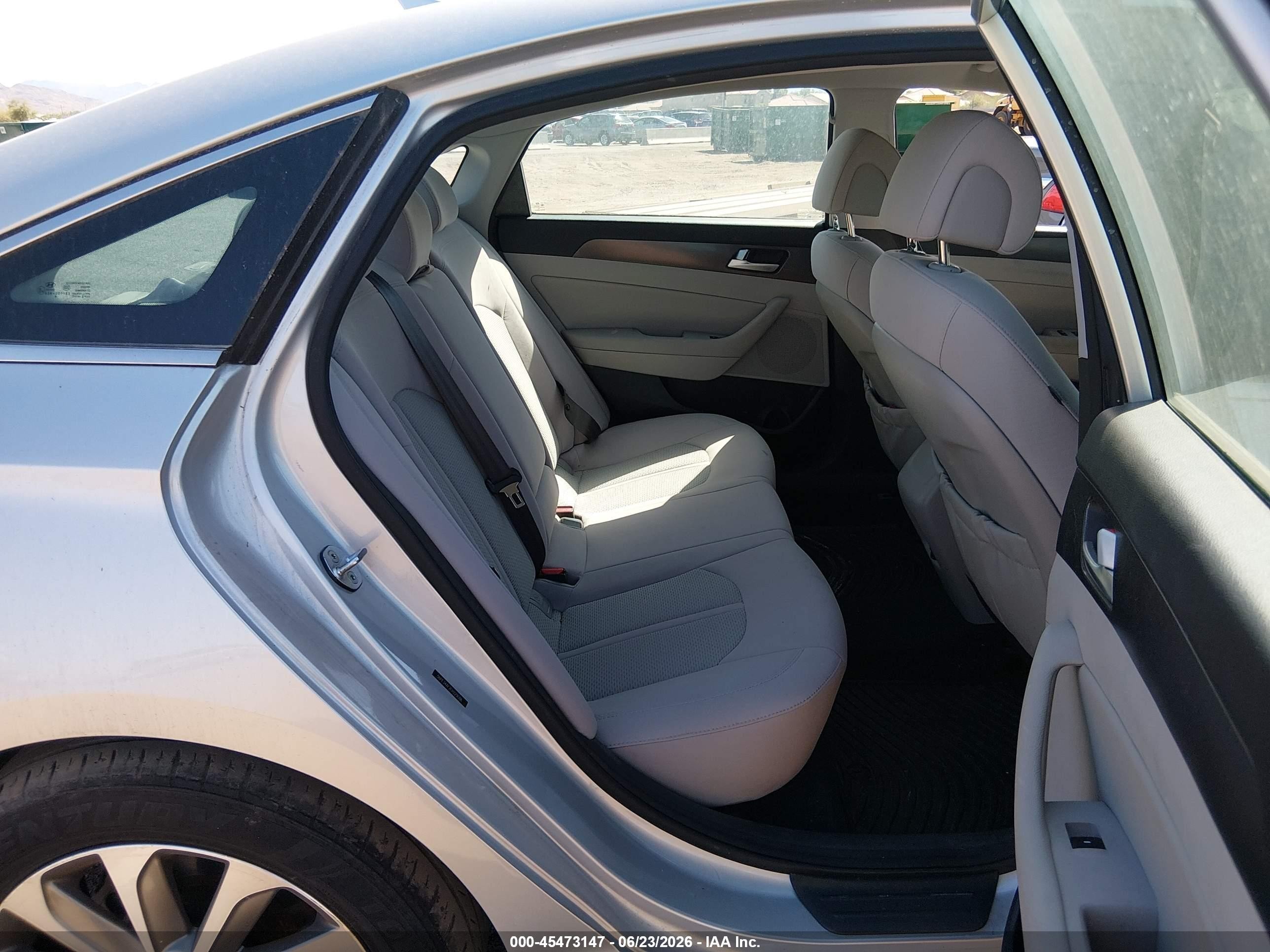 2015 Hyundai Sonata Sport Silver vin: 5NPE34AF2FH229086