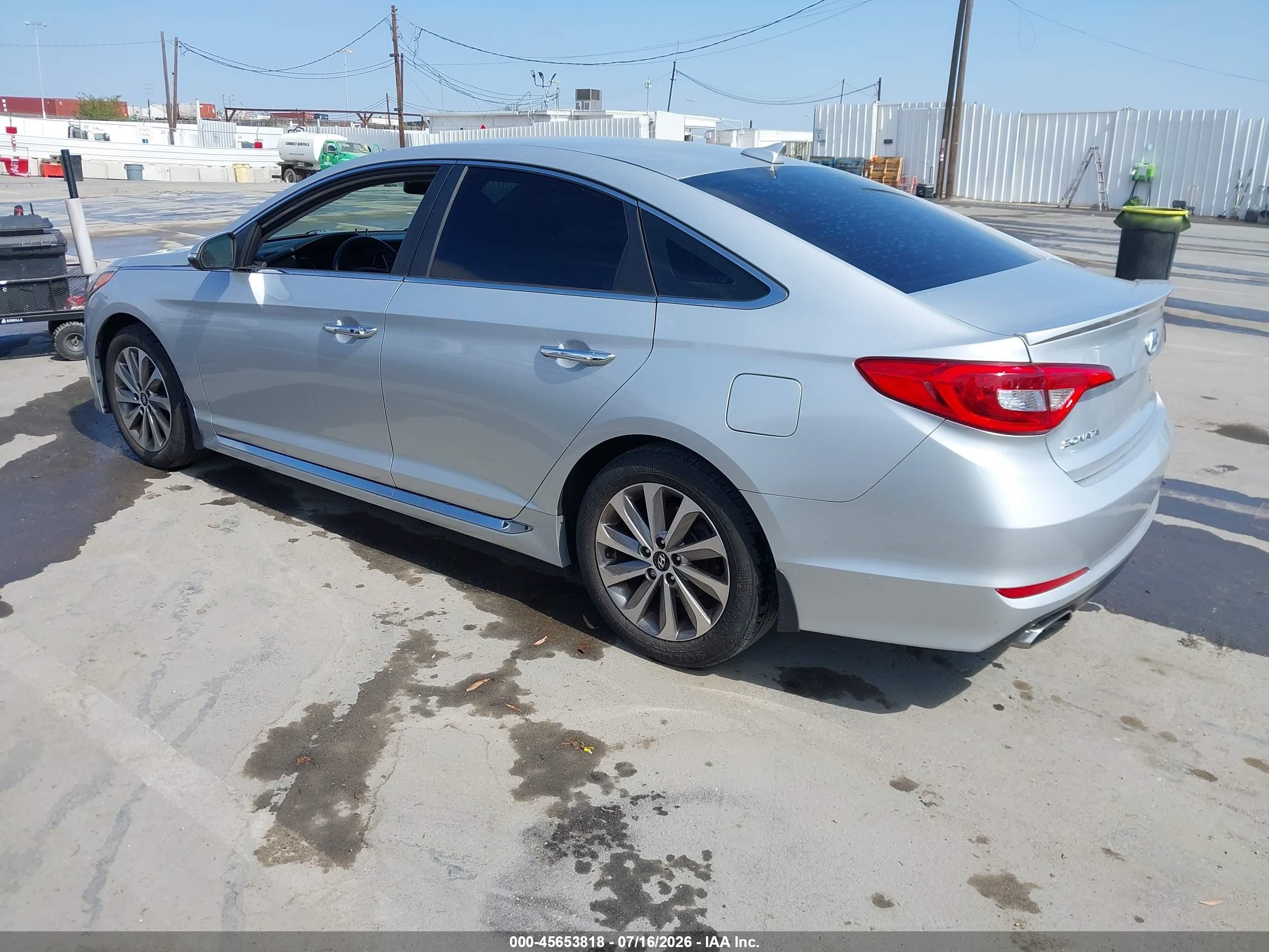 2015 Hyundai Sonata Sport Silver vin: 5NPE34AF2FH238905