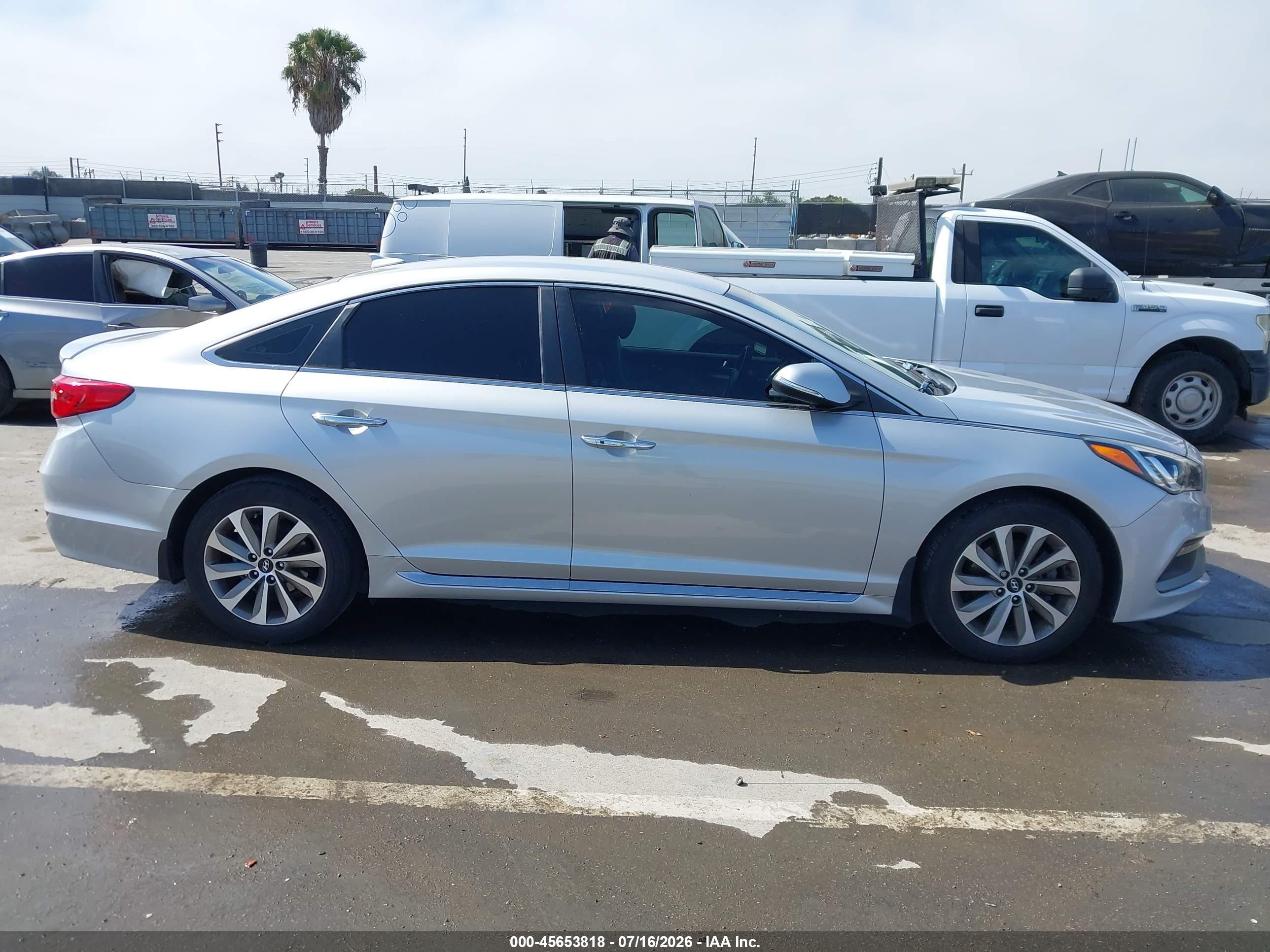 2015 Hyundai Sonata Sport Silver vin: 5NPE34AF2FH238905