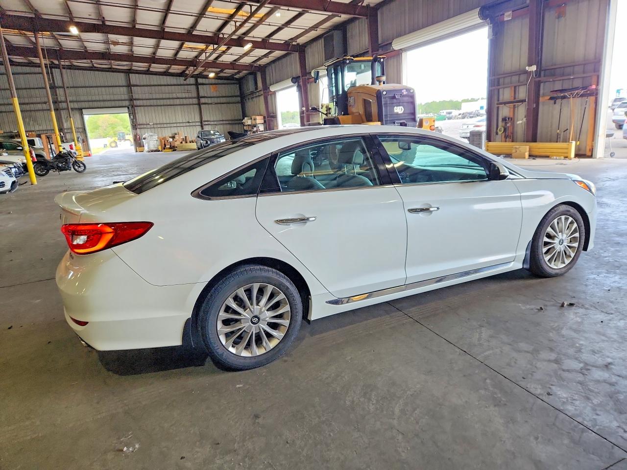 2015 Hyundai Sonata Limited White vin: 5NPE34AF2FH240539