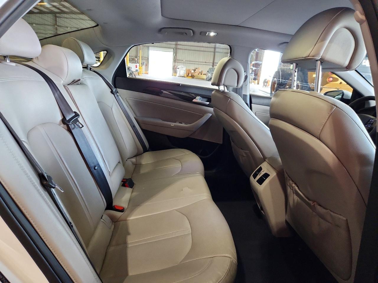 2015 Hyundai Sonata Limited White vin: 5NPE34AF2FH240539