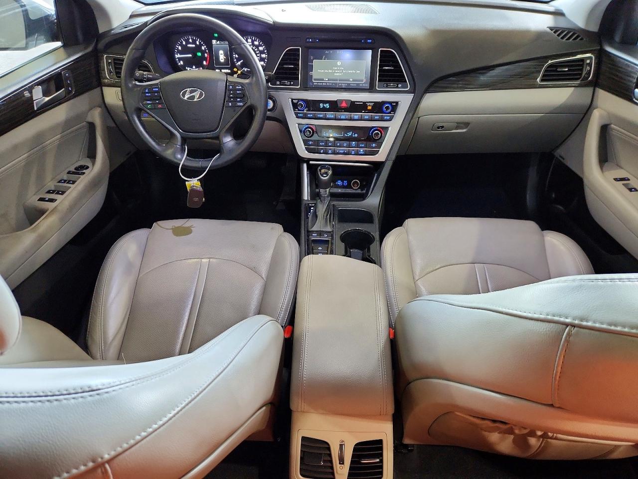 2015 Hyundai Sonata Limited White vin: 5NPE34AF2FH240539