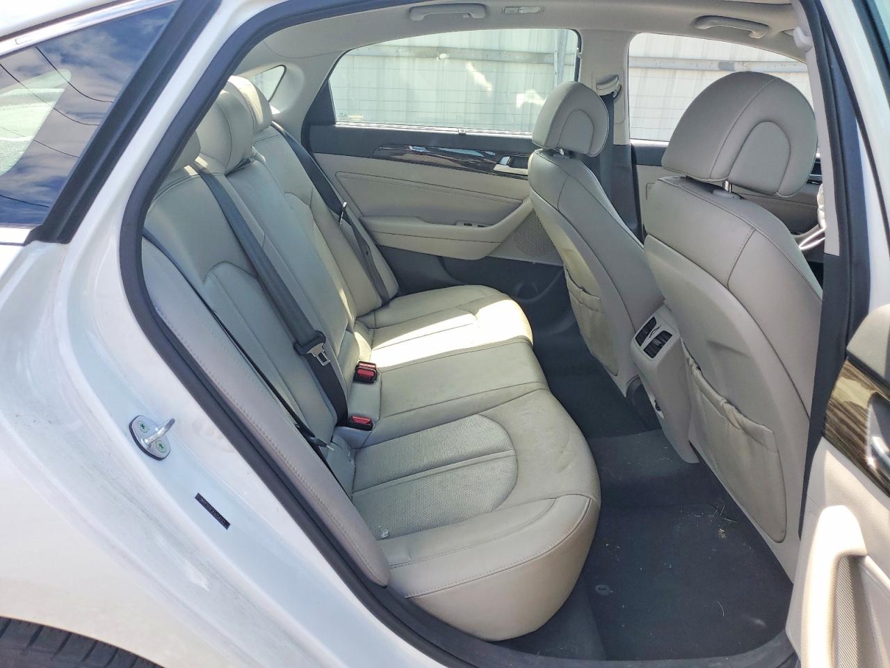 2015 Hyundai Sonata Limited White vin: 5NPE34AF2FH254733
