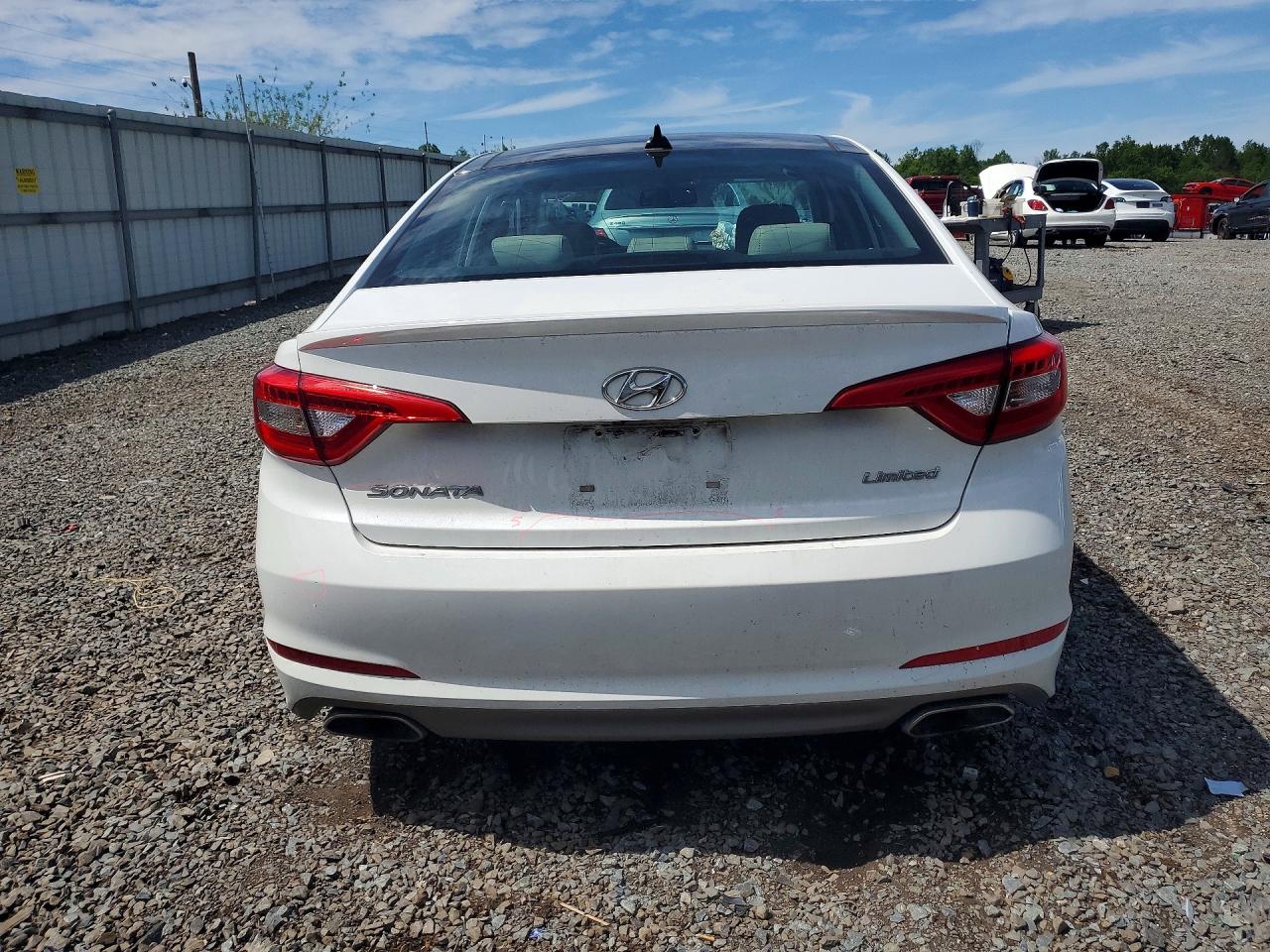 2015 Hyundai Sonata Limited White vin: 5NPE34AF2FH254733