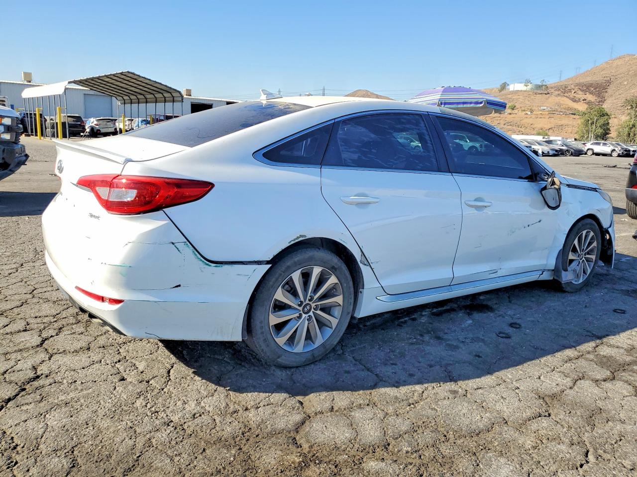 2016 Hyundai Sonata Sport White vin: 5NPE34AF2GH280072