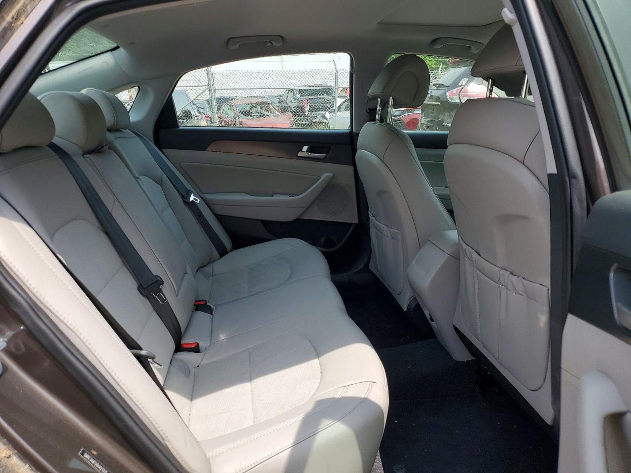 2016 Hyundai Sonata Sport Brown vin: 5NPE34AF2GH423375