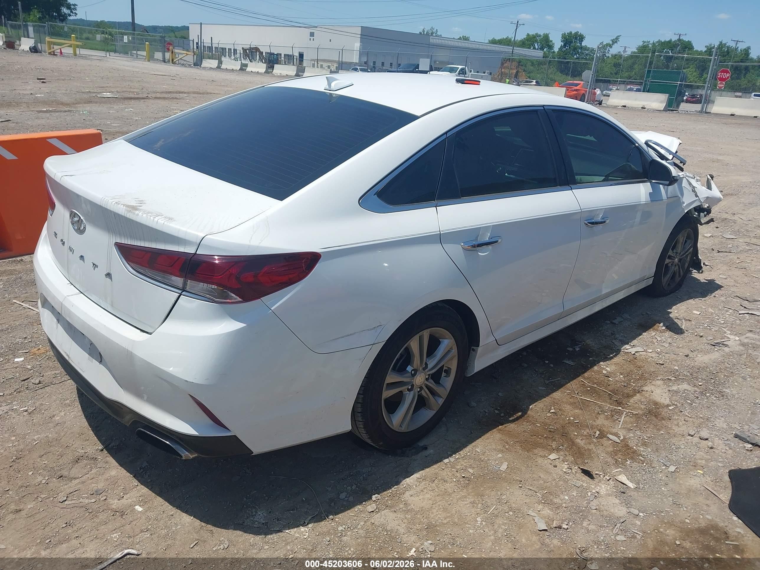2018 Hyundai Sonata Sel Black vin: 5NPE34AF2JH643882