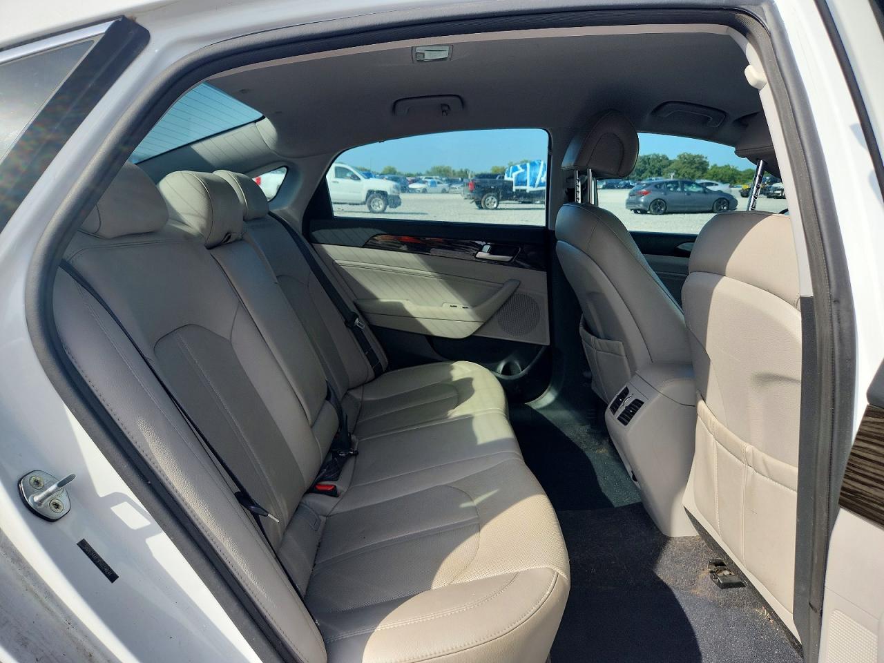 2015 Hyundai Sonata Limited White vin: 5NPE34AF3FH034694