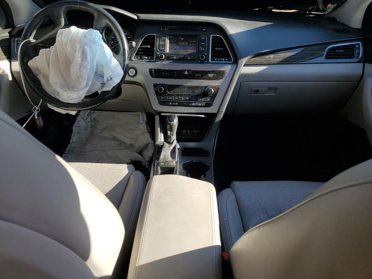 2015 Hyundai Sonata Sport Silver vin: 5NPE34AF3FH035425