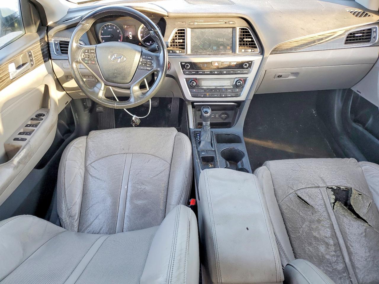 2015 Hyundai Sonata Limited White vin: 5NPE34AF3FH054024