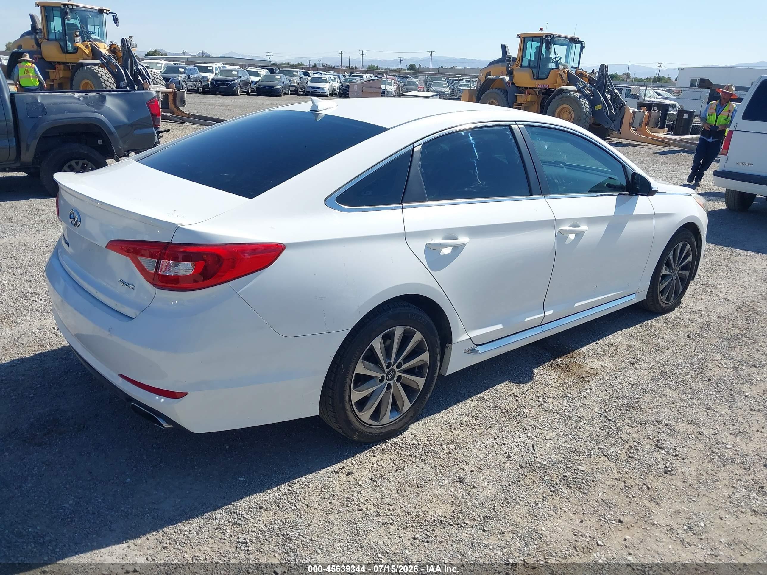 2015 Hyundai Sonata Sport White vin: 5NPE34AF3FH057909
