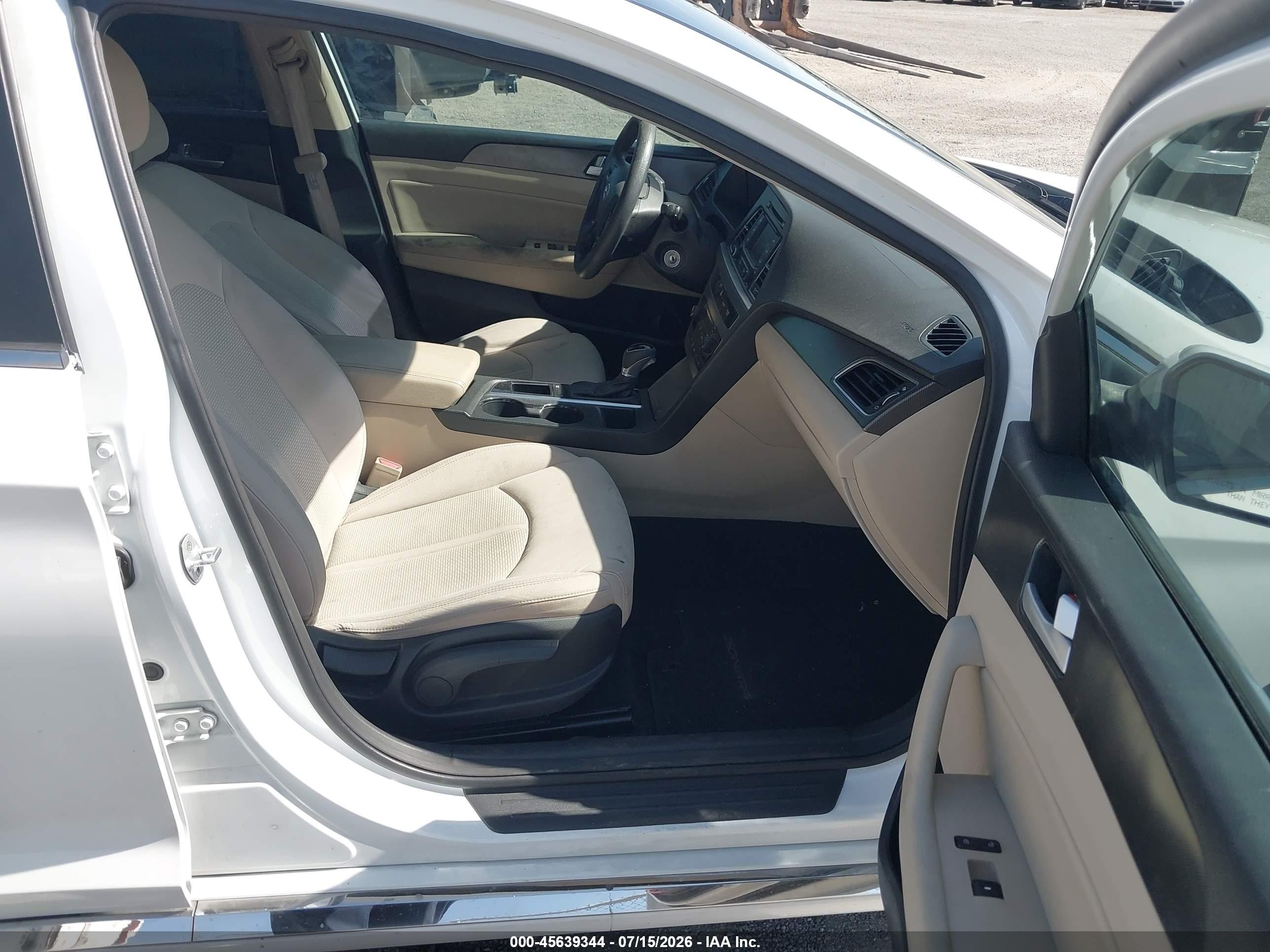 2015 Hyundai Sonata Sport White vin: 5NPE34AF3FH057909