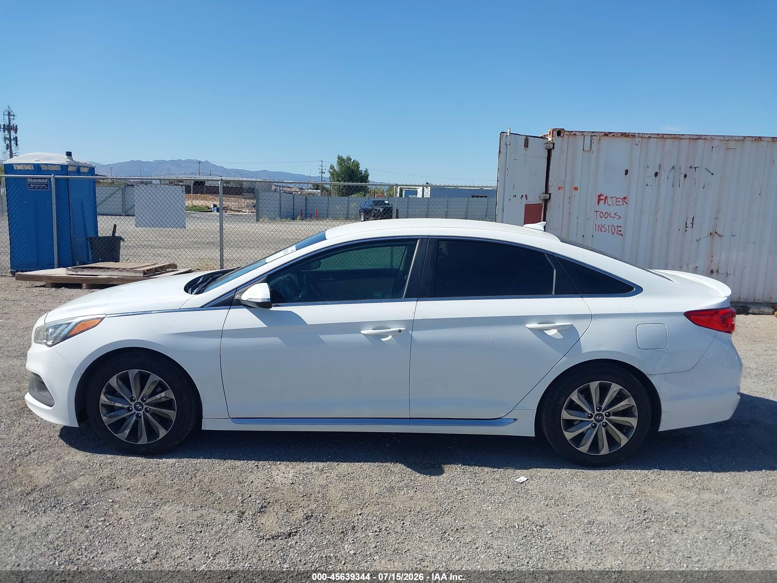 2015 Hyundai Sonata Sport White vin: 5NPE34AF3FH057909