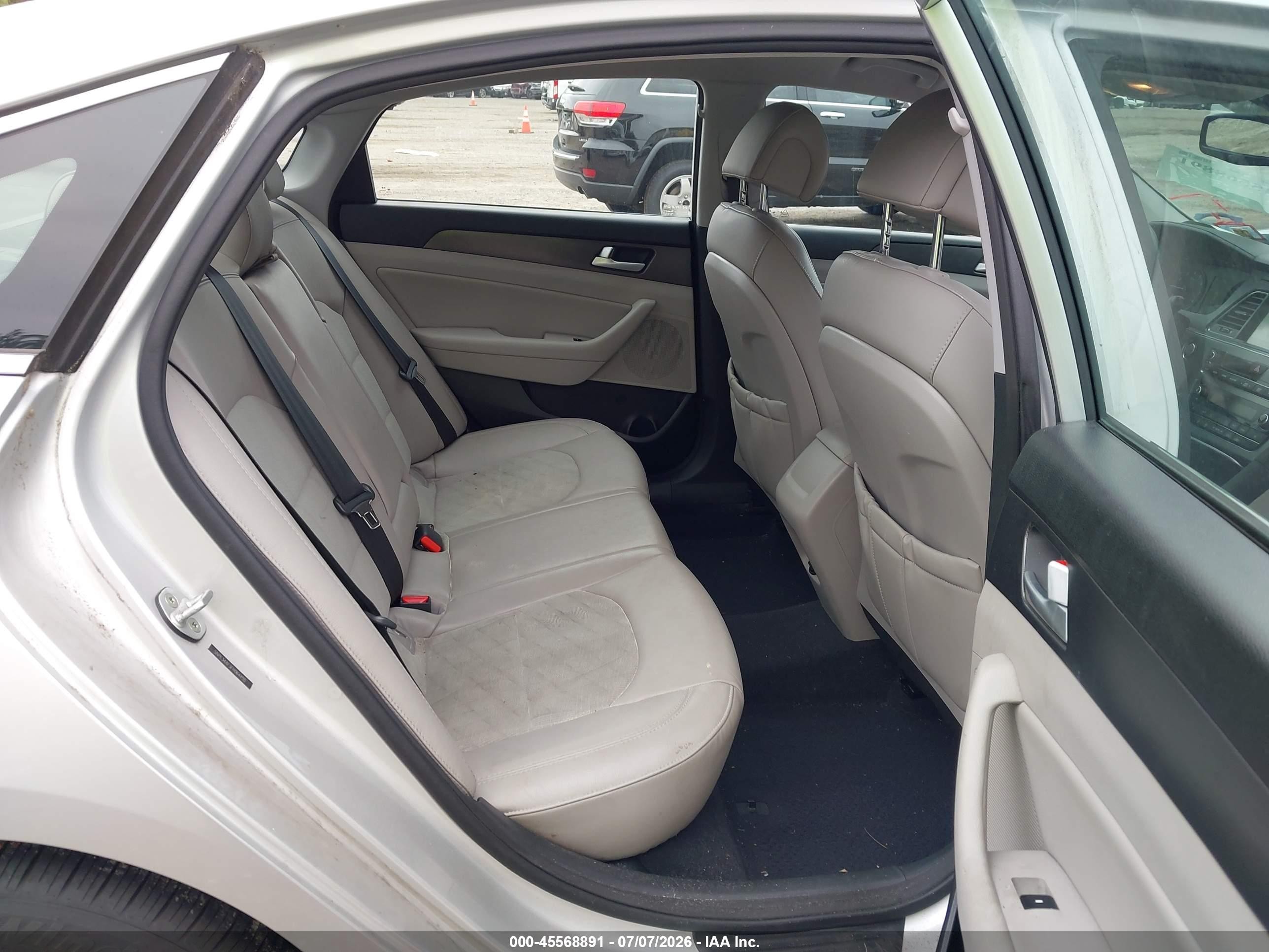 2015 Hyundai Sonata Sport Серебряный vin: 5NPE34AF3FH064455
