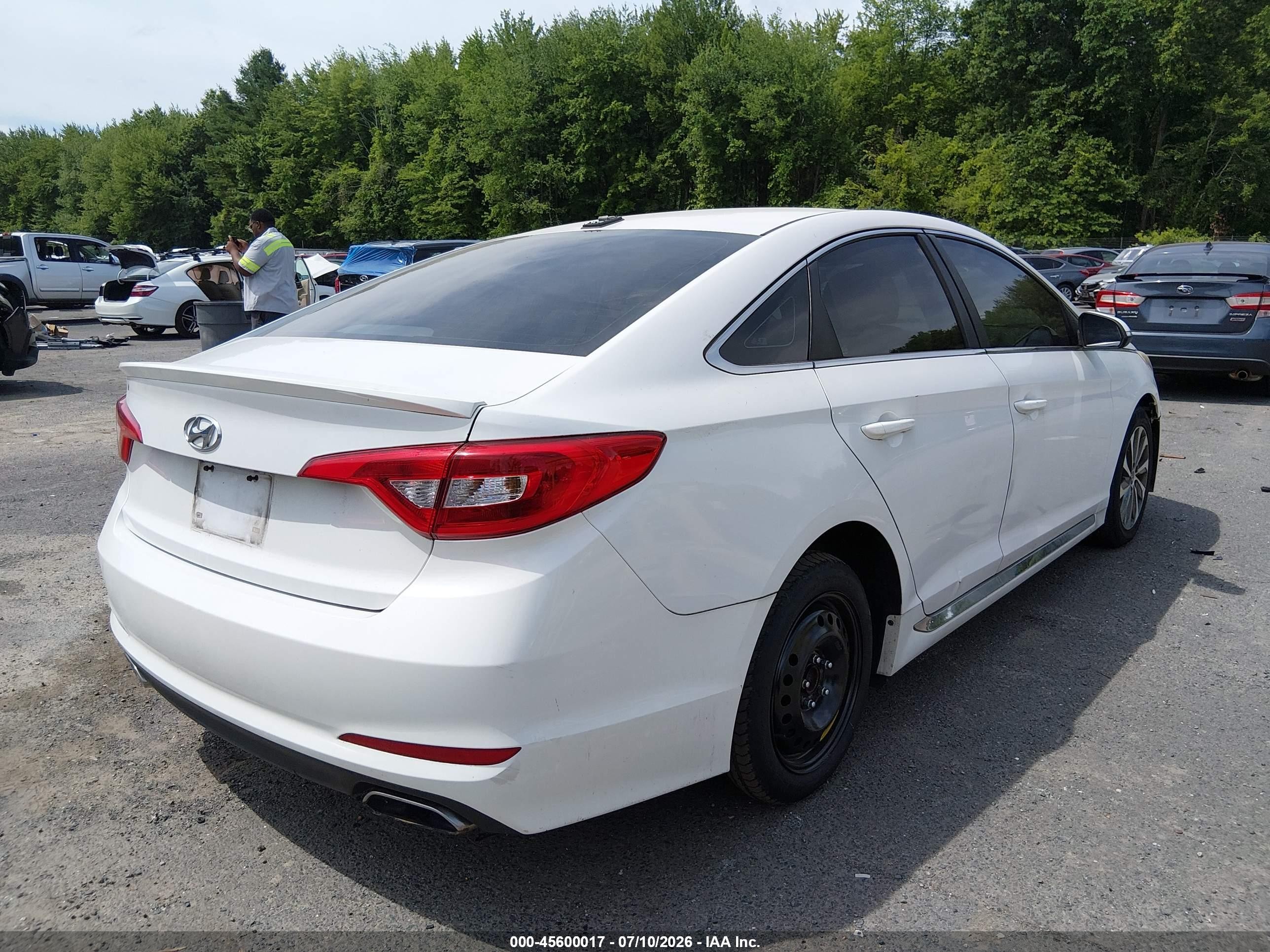 2015 Hyundai Sonata Sport White vin: 5NPE34AF3FH069333