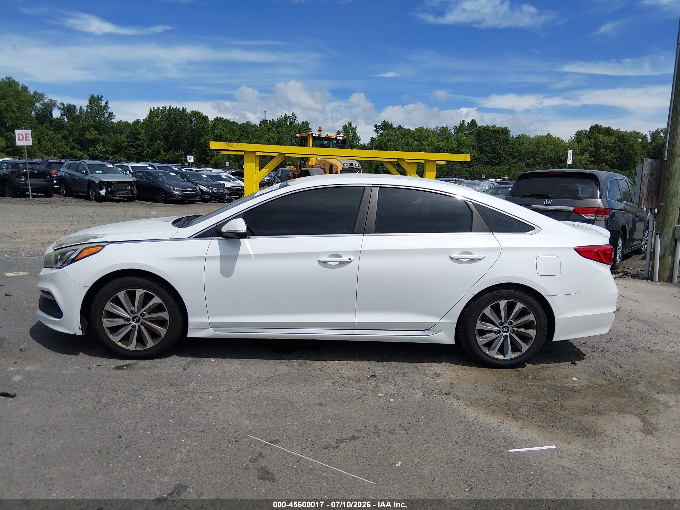 2015 Hyundai Sonata Sport White vin: 5NPE34AF3FH069333