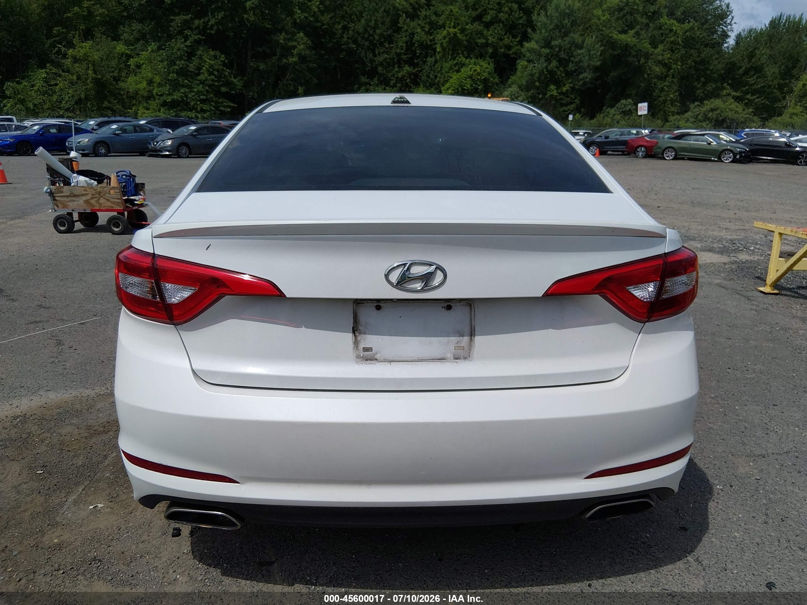 2015 Hyundai Sonata Sport White vin: 5NPE34AF3FH069333