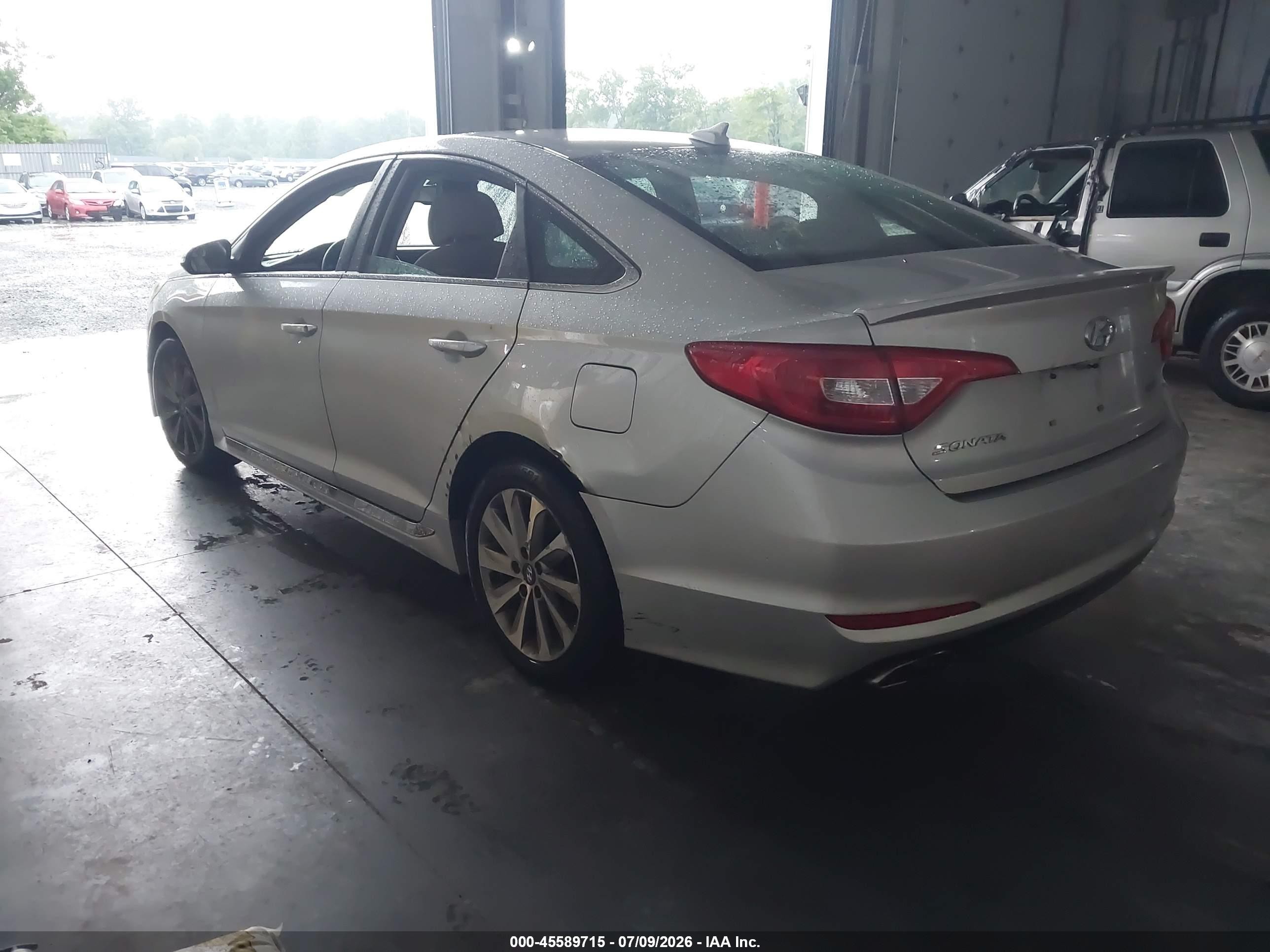 2015 Hyundai Sonata Sport Silver vin: 5NPE34AF3FH076704