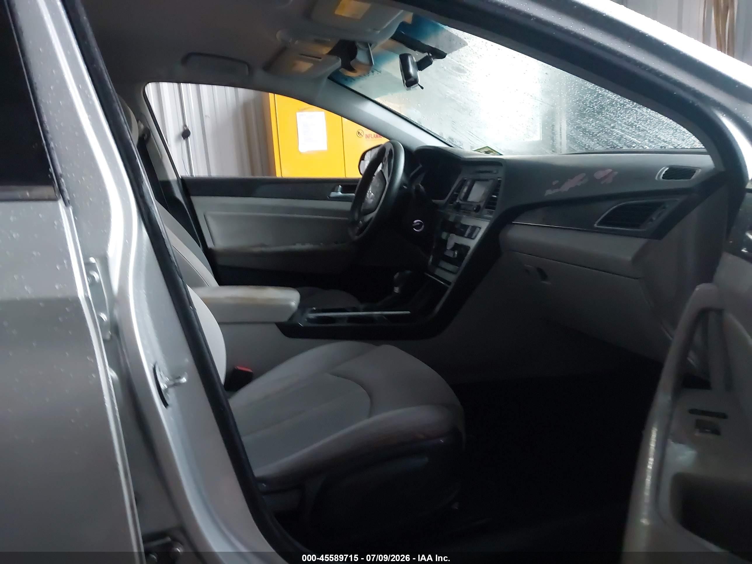 2015 Hyundai Sonata Sport Silver vin: 5NPE34AF3FH076704