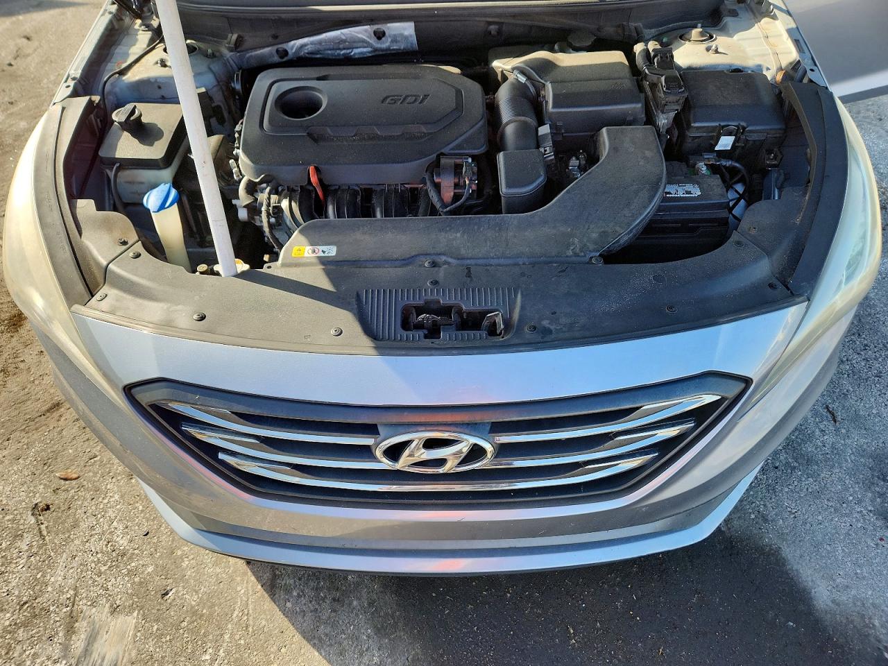 2015 Hyundai Sonata Sport Silver vin: 5NPE34AF3FH085113