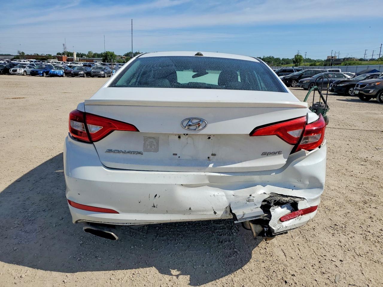 2015 Hyundai Sonata Sport White vin: 5NPE34AF3FH095737