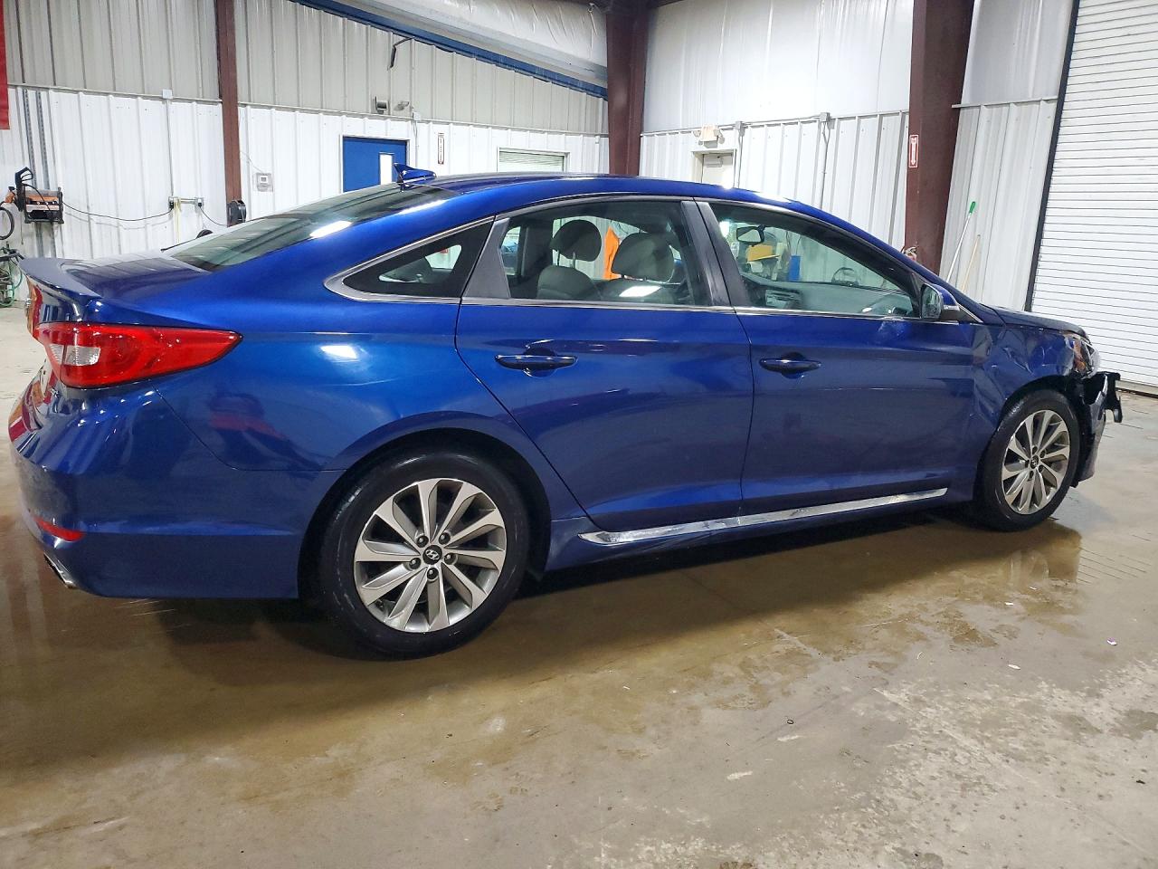 2015 Hyundai Sonata Sport Blue vin: 5NPE34AF3FH098282