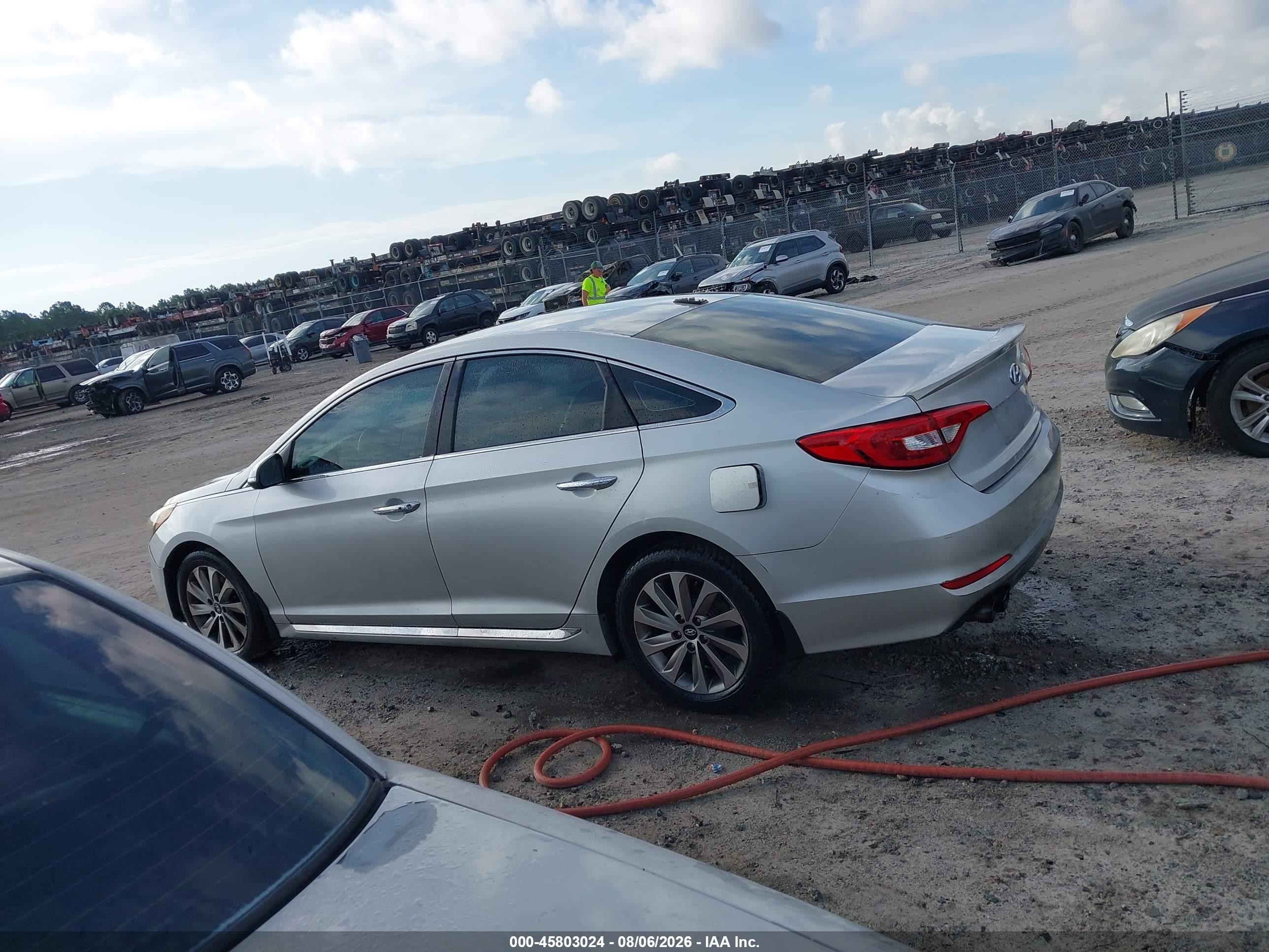2015 Hyundai Sonata Sport Silver vin: 5NPE34AF3FH101701