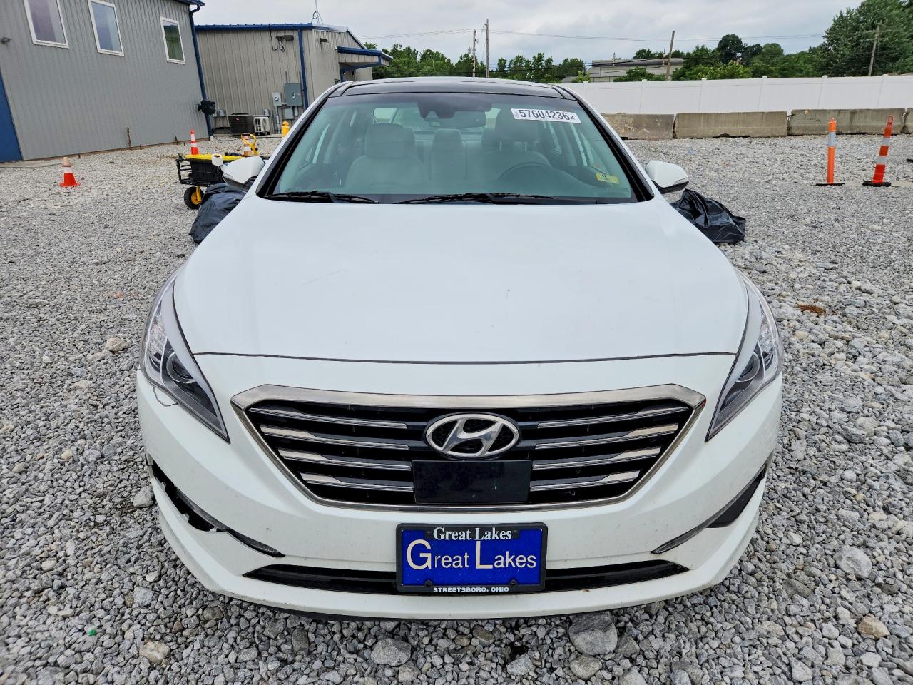 2015 Hyundai Sonata Limited White vin: 5NPE34AF3FH111225