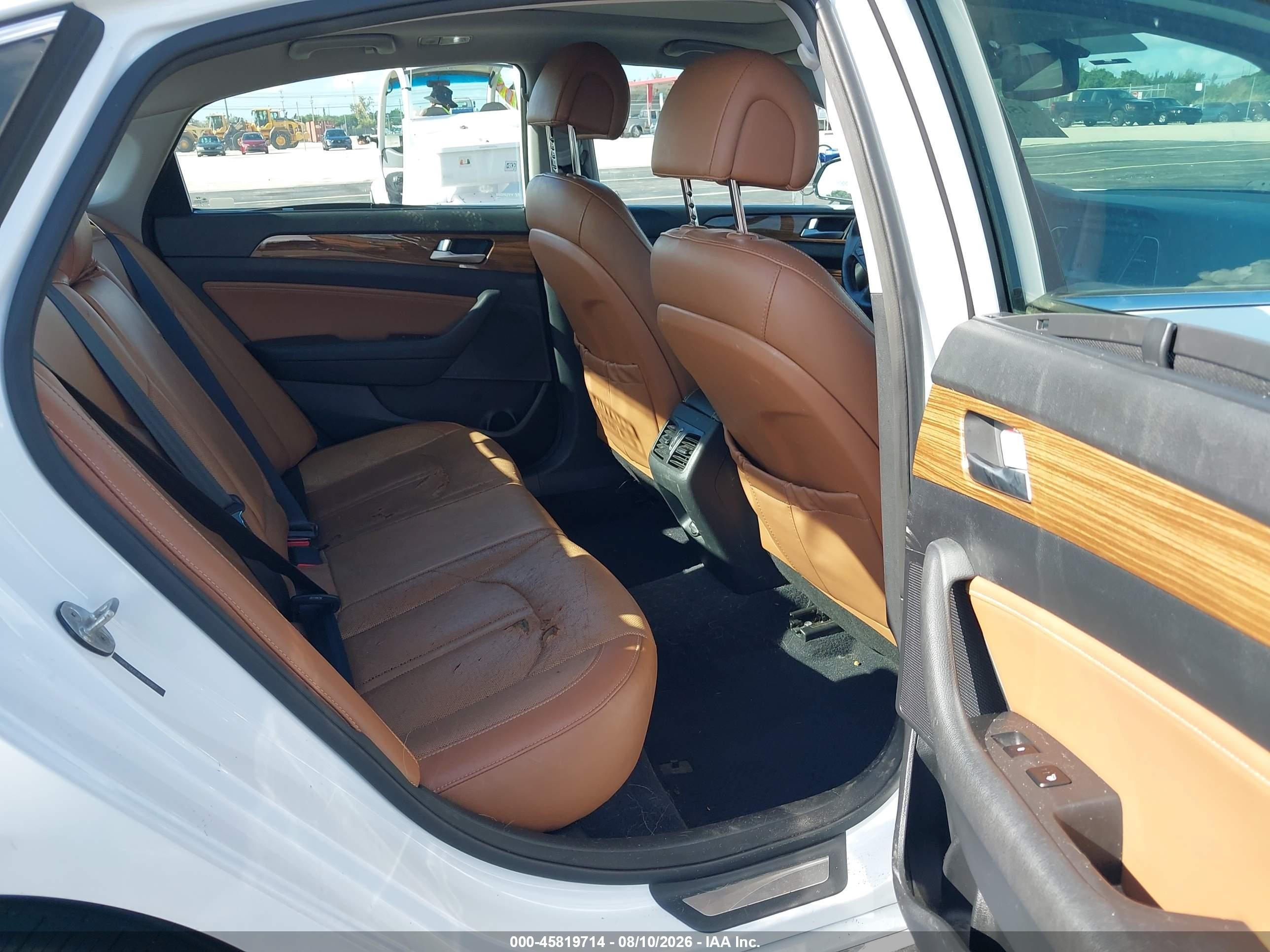 2015 Hyundai Sonata Limited Белый vin: 5NPE34AF3FH130907
