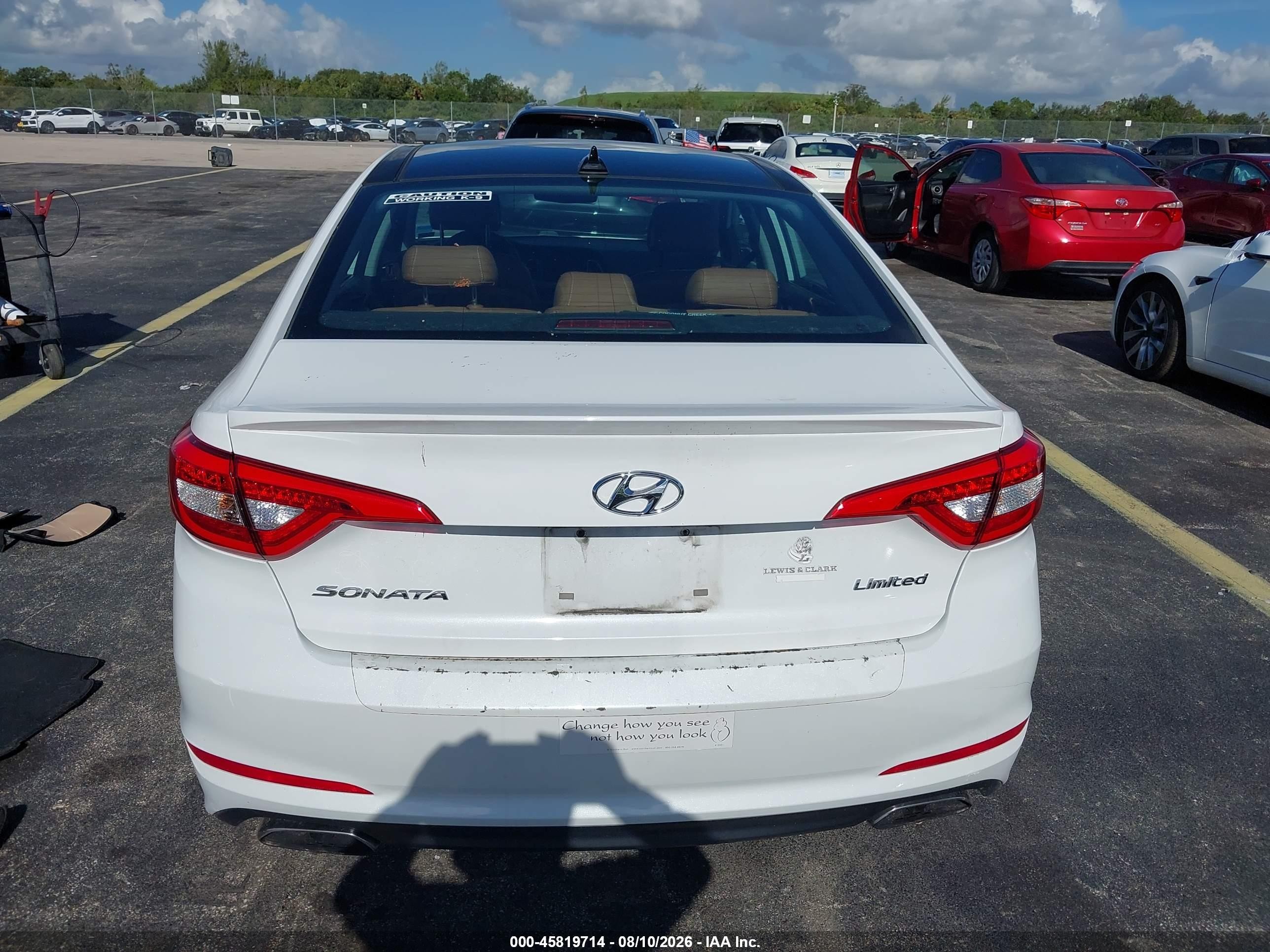 2015 Hyundai Sonata Limited Белый vin: 5NPE34AF3FH130907
