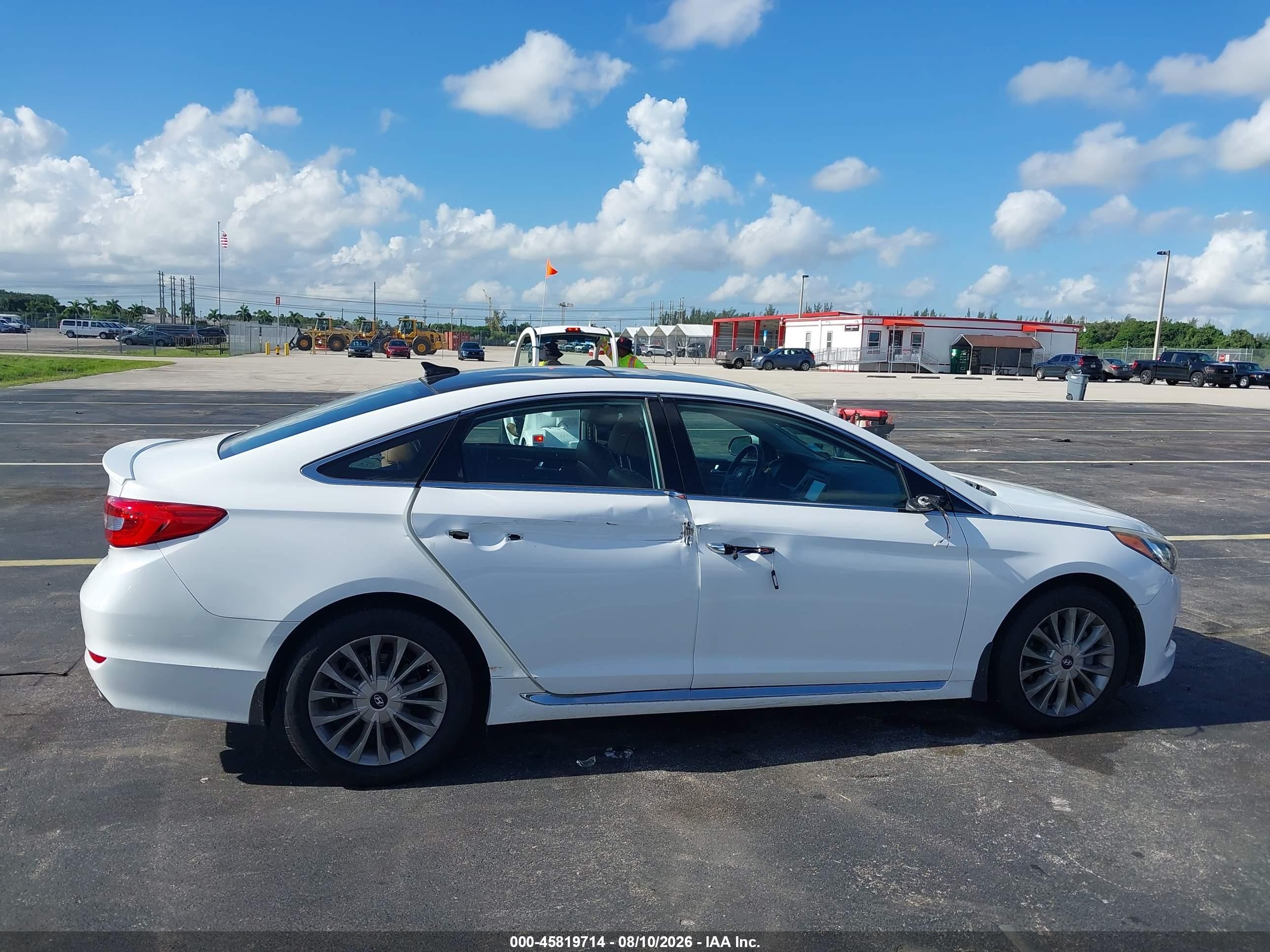 2015 Hyundai Sonata Limited Белый vin: 5NPE34AF3FH130907