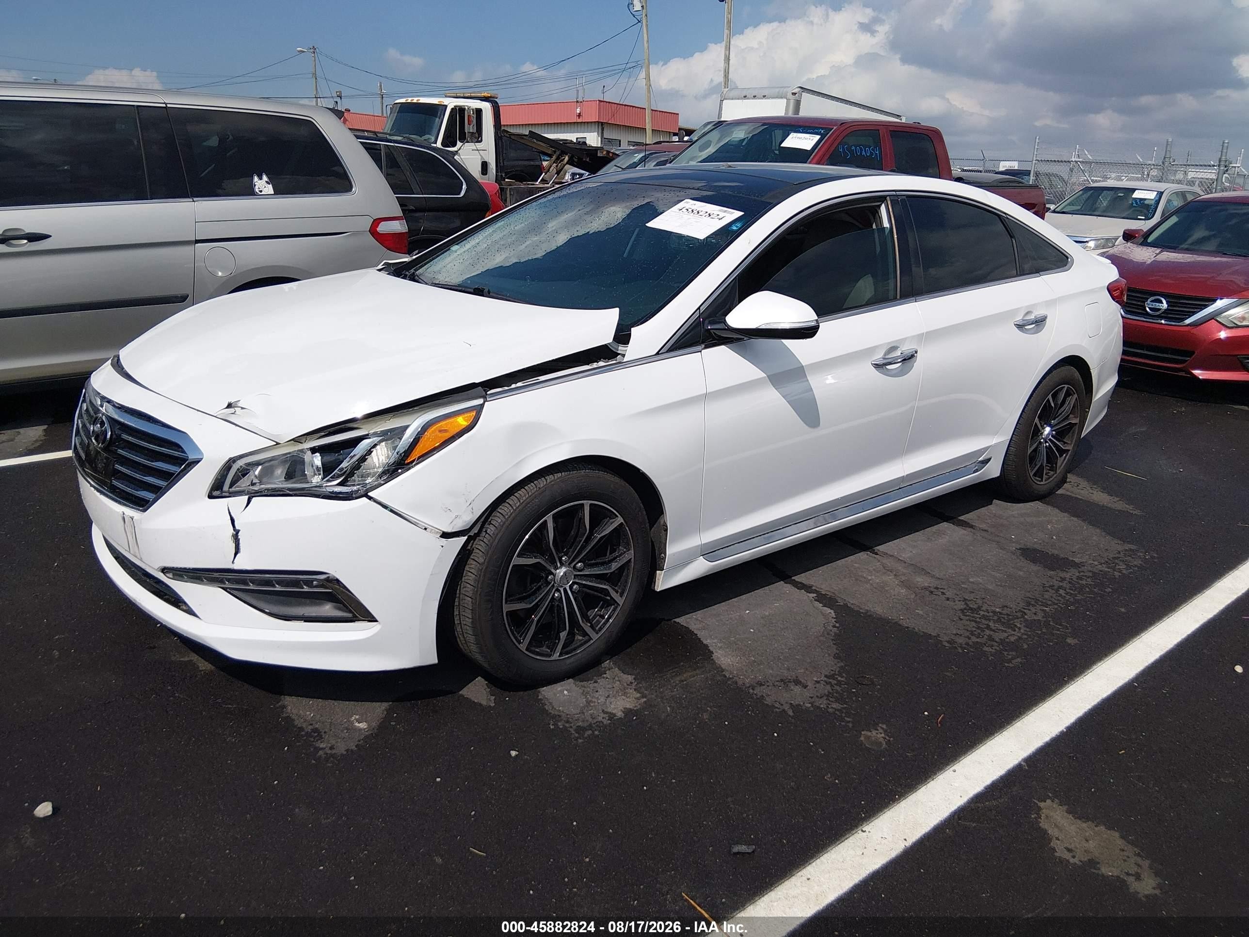 2015 Hyundai Sonata Limited White vin: 5NPE34AF3FH239268