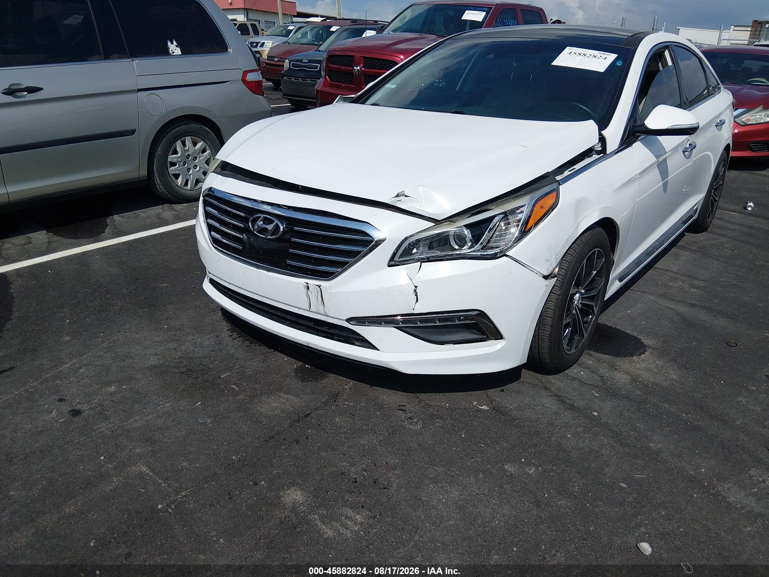 2015 Hyundai Sonata Limited White vin: 5NPE34AF3FH239268