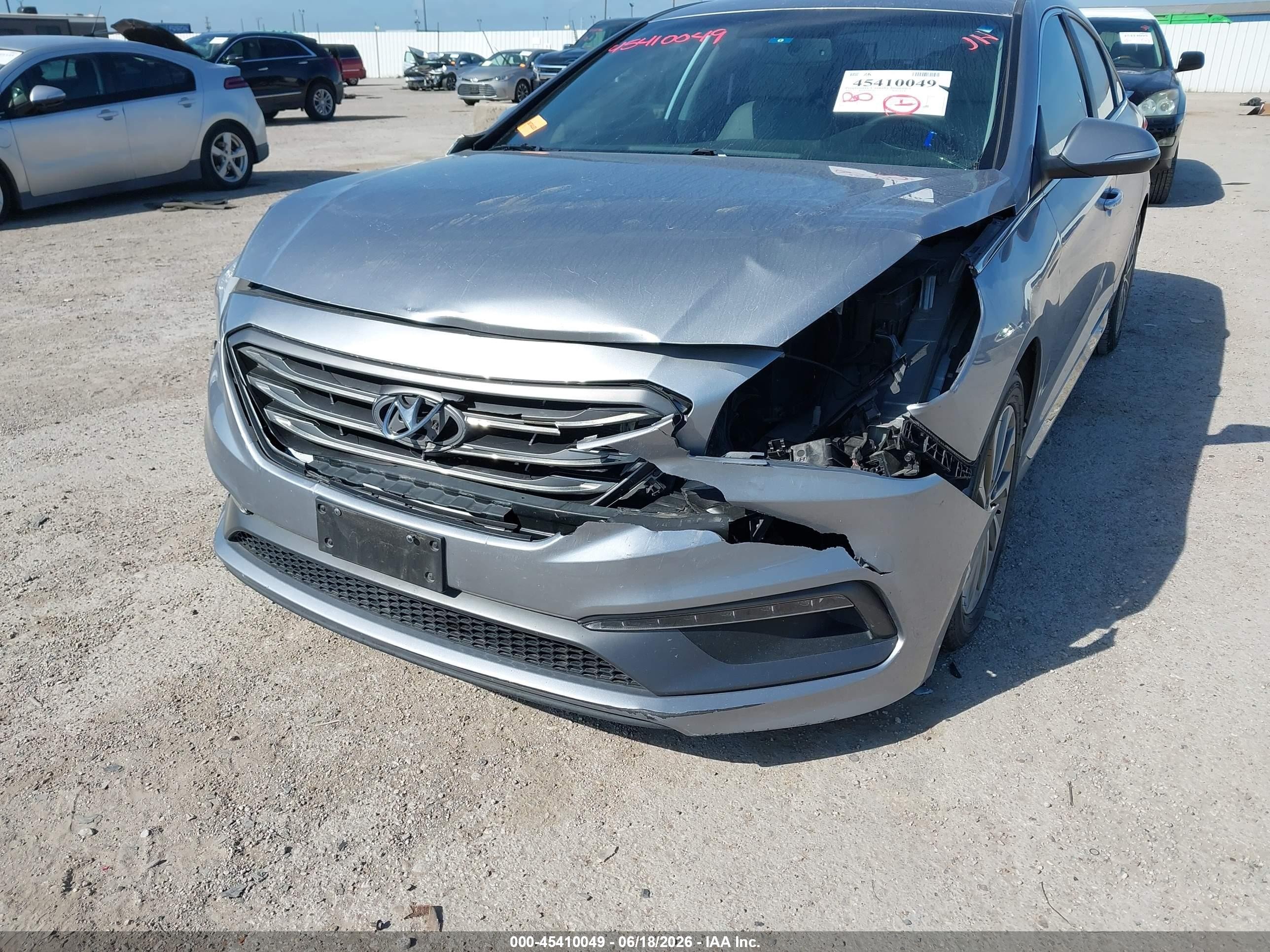 2015 Hyundai Sonata Sport Silver vin: 5NPE34AF3FH248214