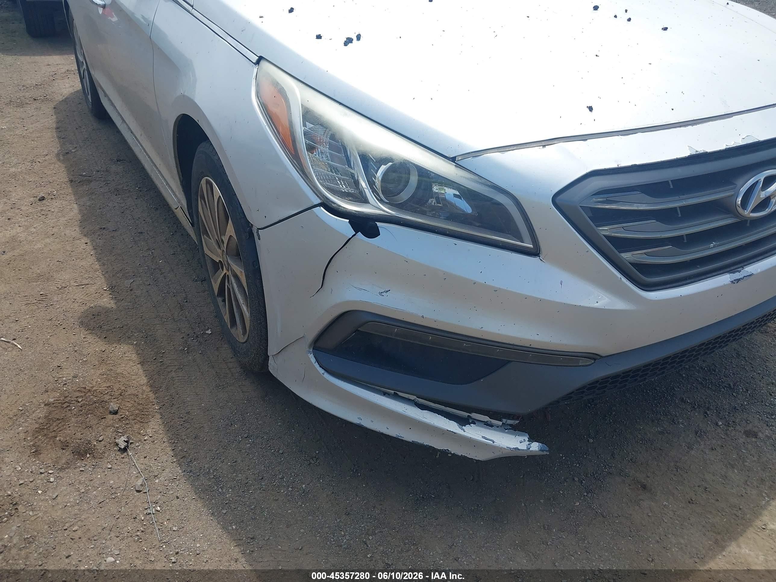 2015 Hyundai Sonata Sport Silver vin: 5NPE34AF3FH252280
