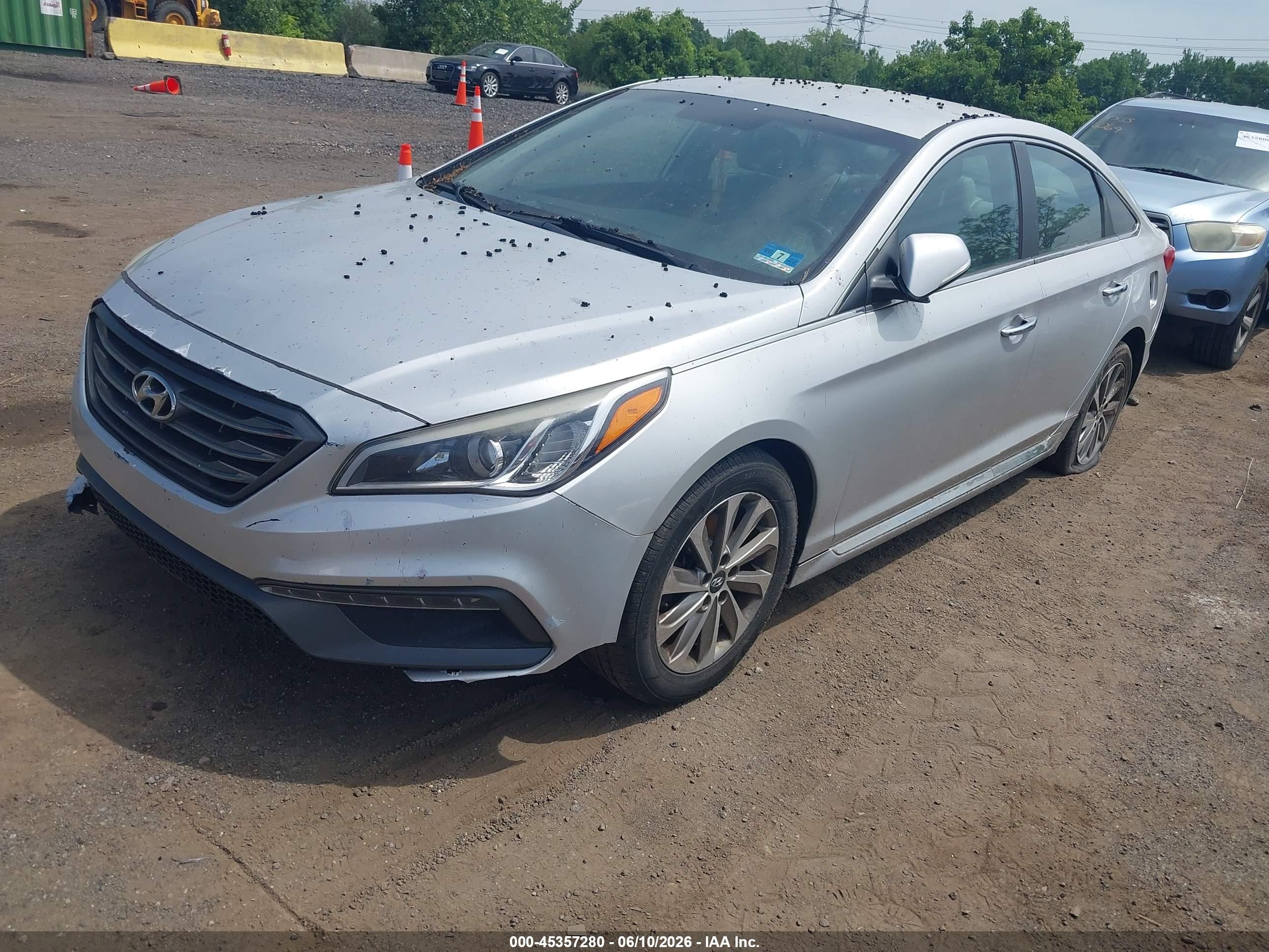 2015 Hyundai Sonata Sport Silver vin: 5NPE34AF3FH252280