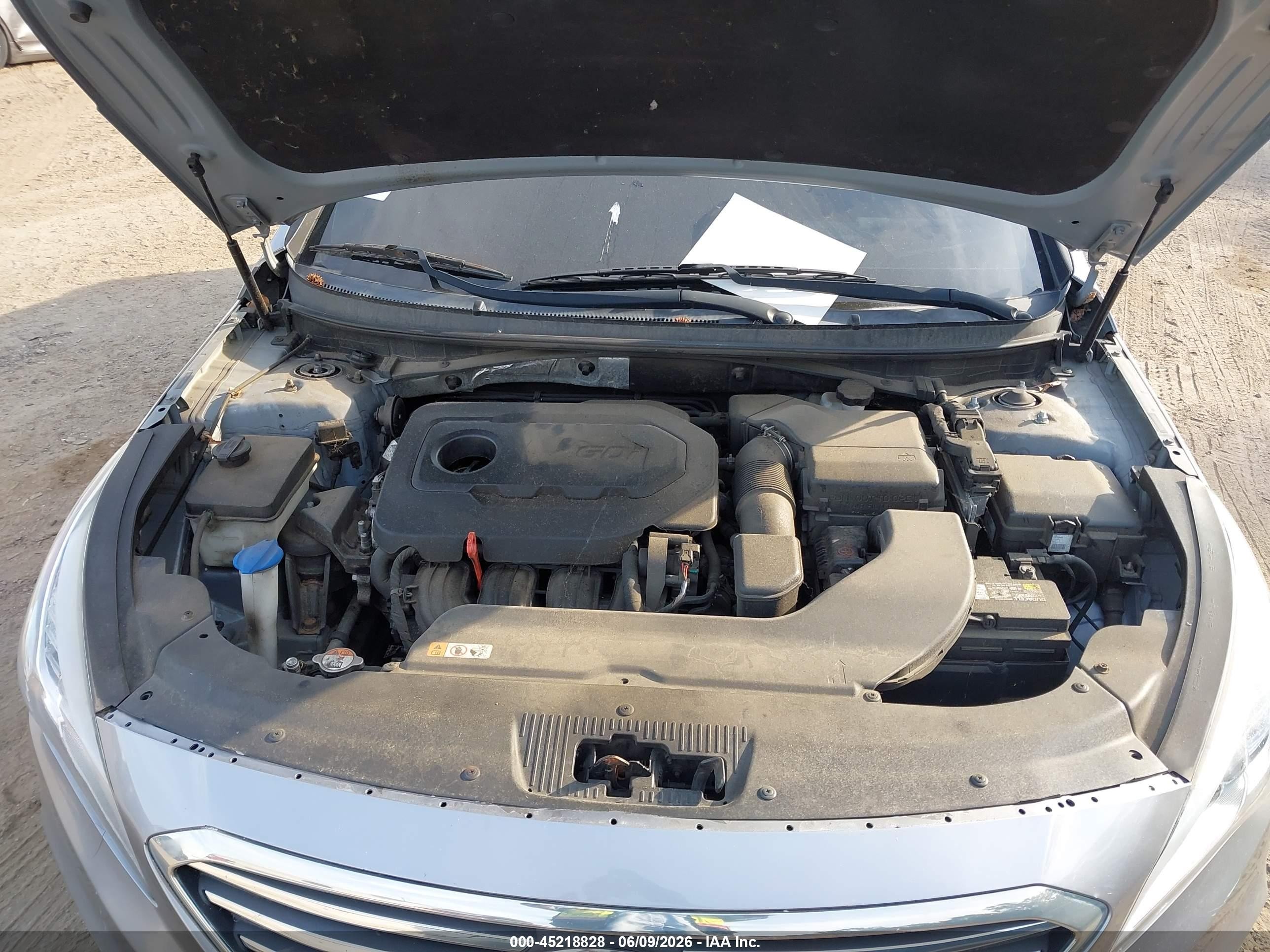 2016 Hyundai Sonata Sport Silver vin: 5NPE34AF3GH406536