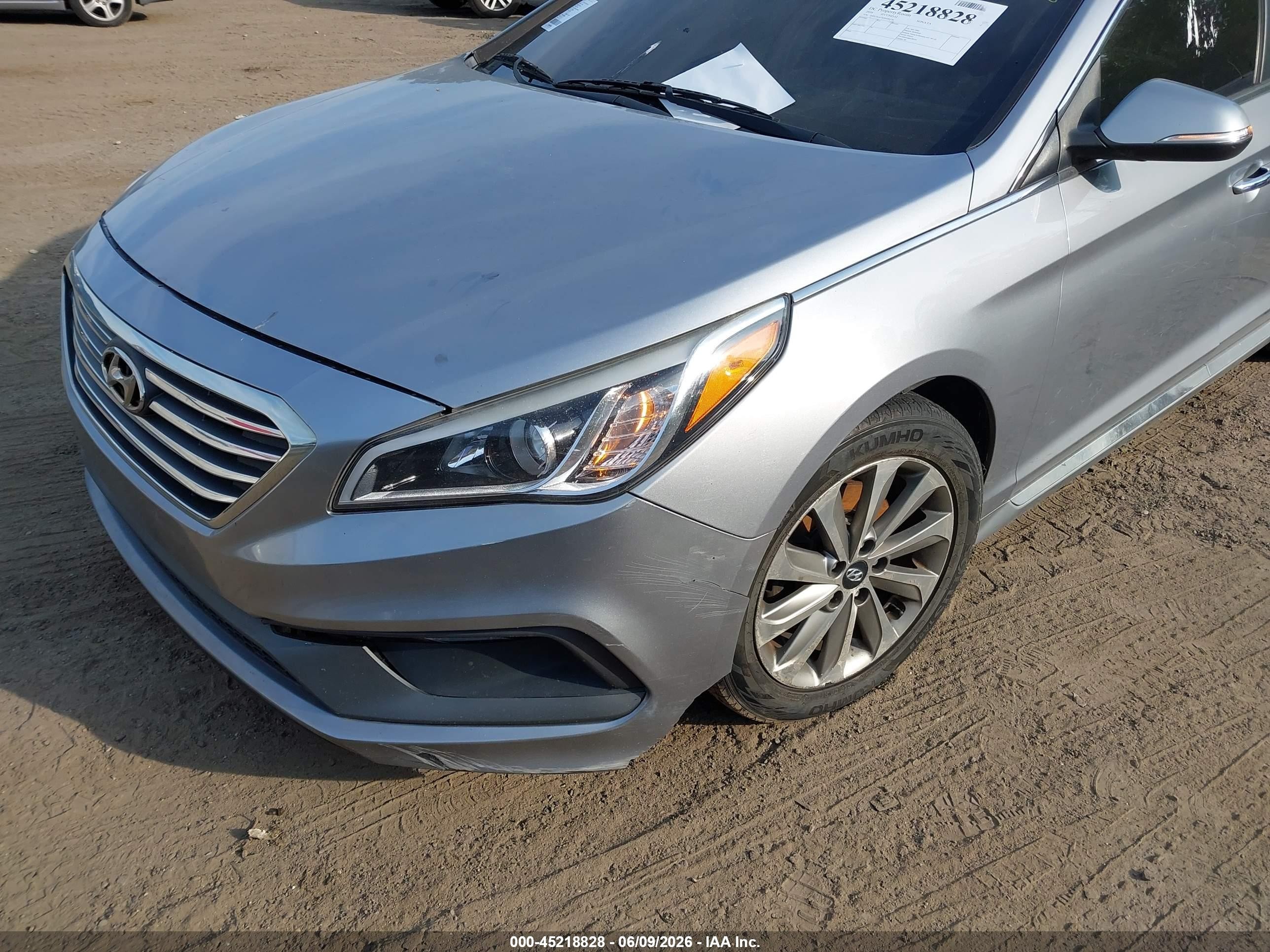 2016 Hyundai Sonata Sport Silver vin: 5NPE34AF3GH406536
