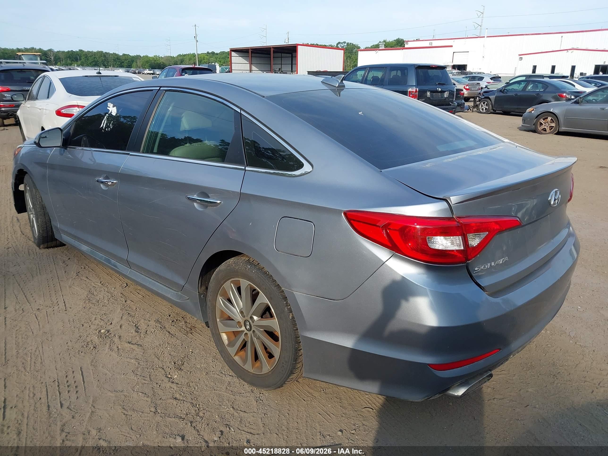 2016 Hyundai Sonata Sport Silver vin: 5NPE34AF3GH406536