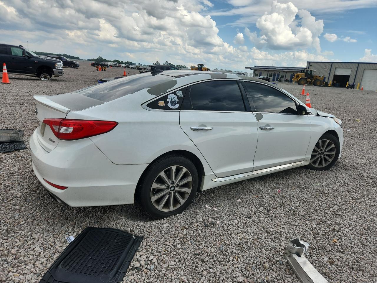 2000 Hyun Elantra White vin: 5NPE34AF3GH433204
