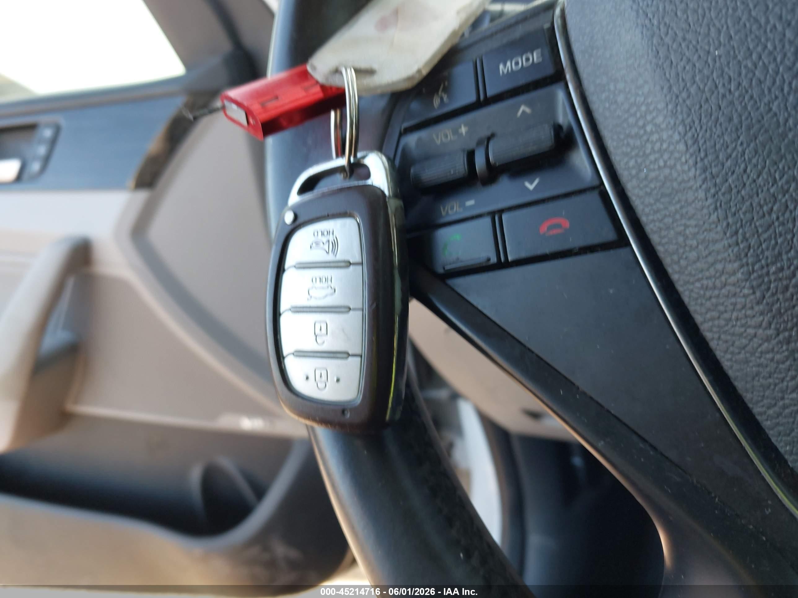 2017 Hyundai Sonata Limited Белый vin: 5NPE34AF3HH547284