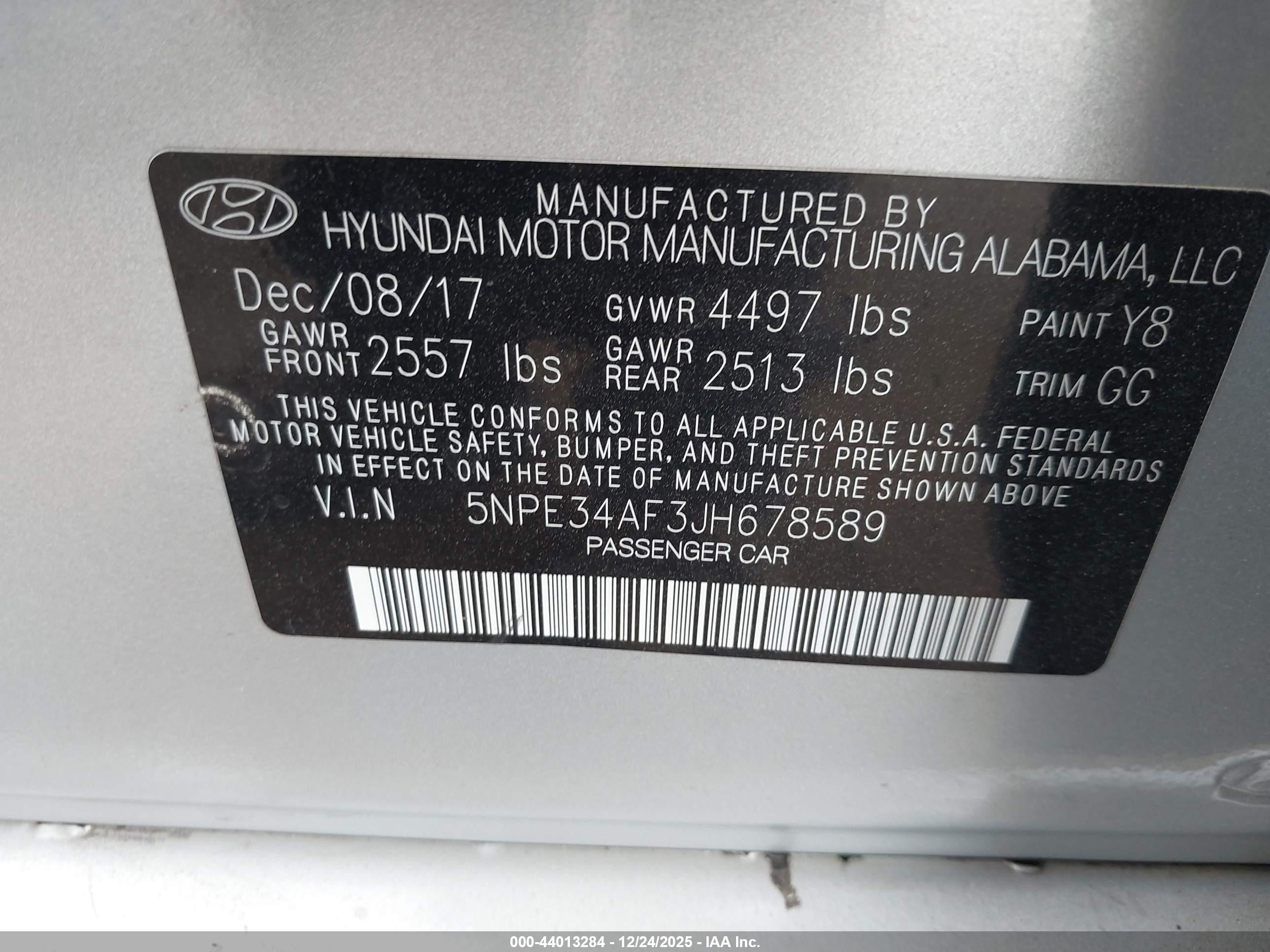 2018 Hyundai Sonata Limited Silver vin: 5NPE34AF3JH678589