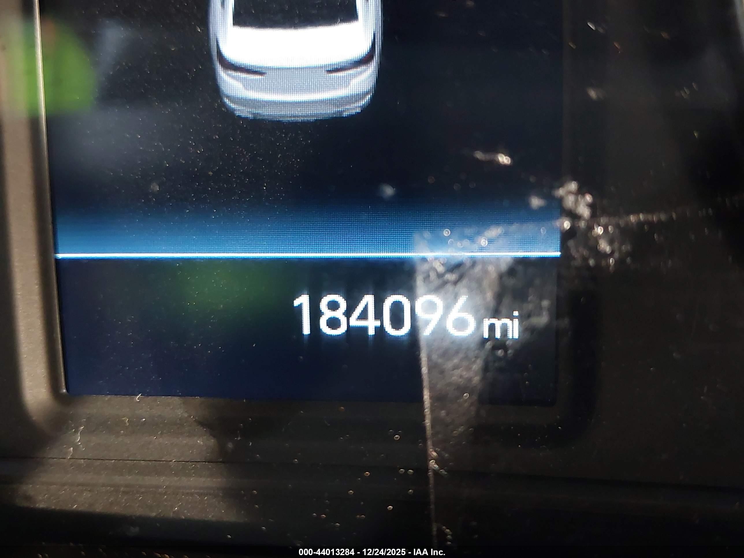 2018 Hyundai Sonata Limited Silver vin: 5NPE34AF3JH678589