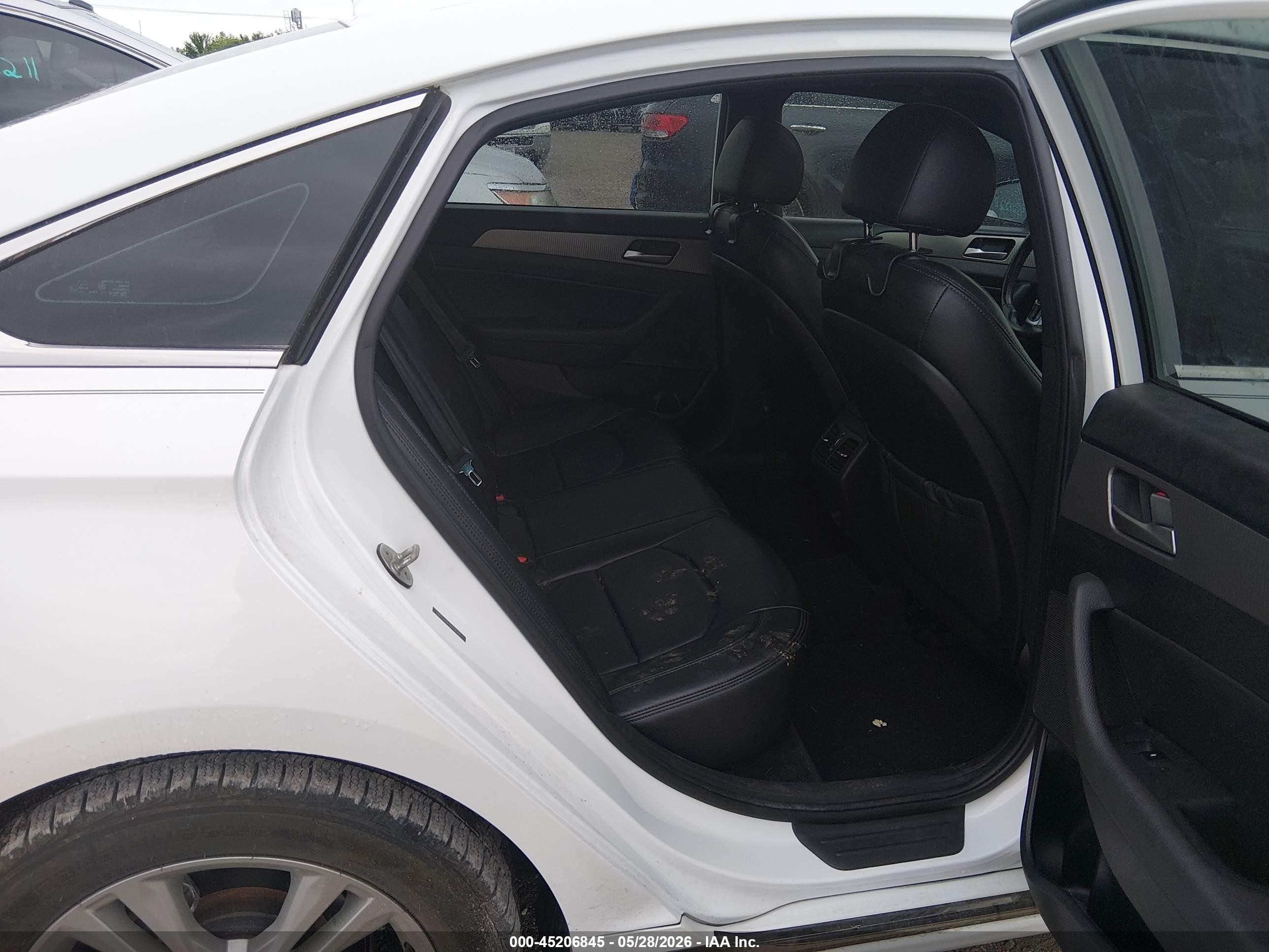 2018 Hyundai Sonata Sport+ White vin: 5NPE34AF3JH728391