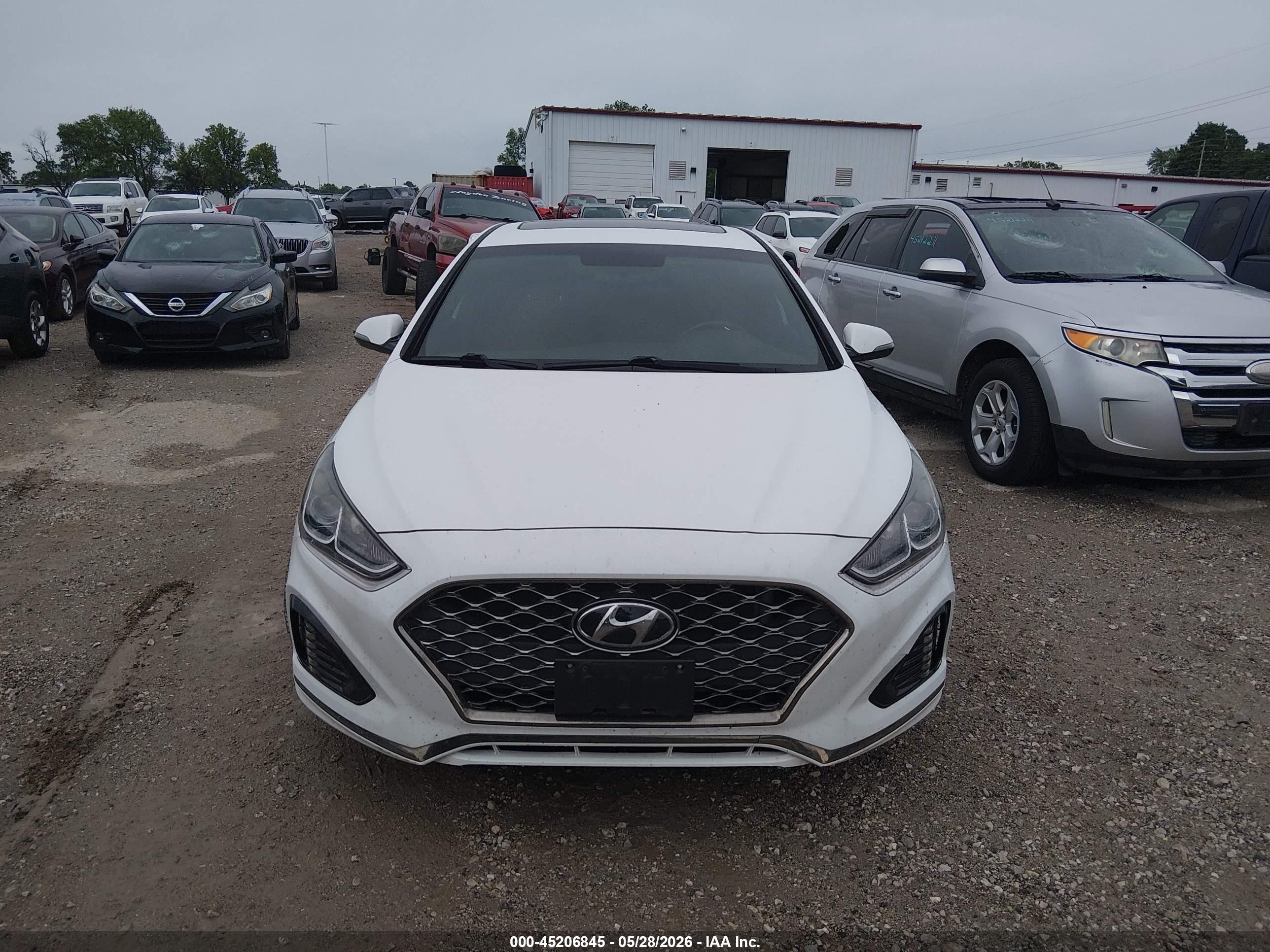 2018 Hyundai Sonata Sport+ White vin: 5NPE34AF3JH728391